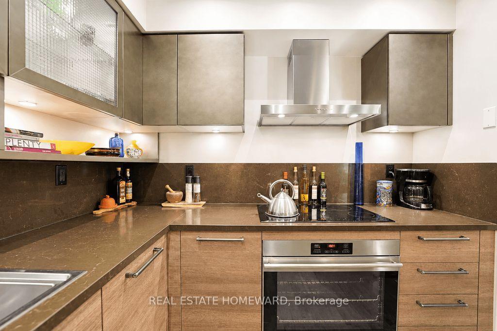 Photo 20 of Unit 304, 1941 Queen Street E, Toronto, The Beaches — HOMEH