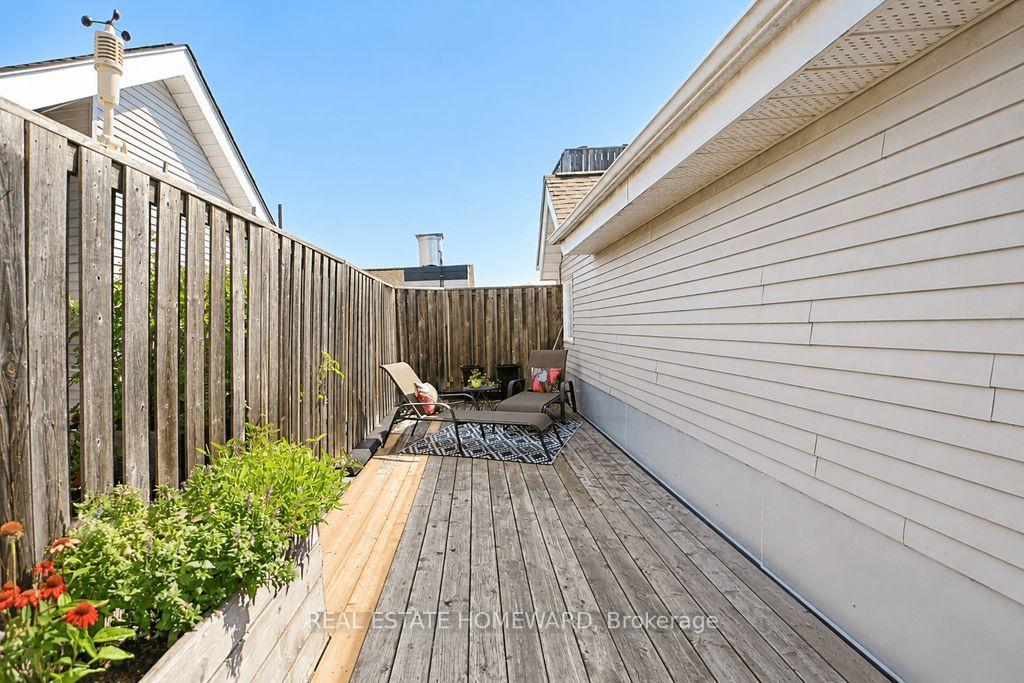 Photo 31 of Unit 304, 1941 Queen Street E, Toronto, The Beaches — HOMEH