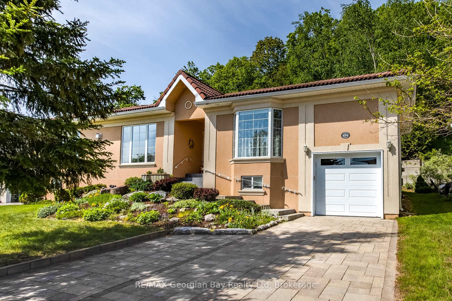 Photo 7 of 494 Aberdeen Boulevard, Midland — HOMEH