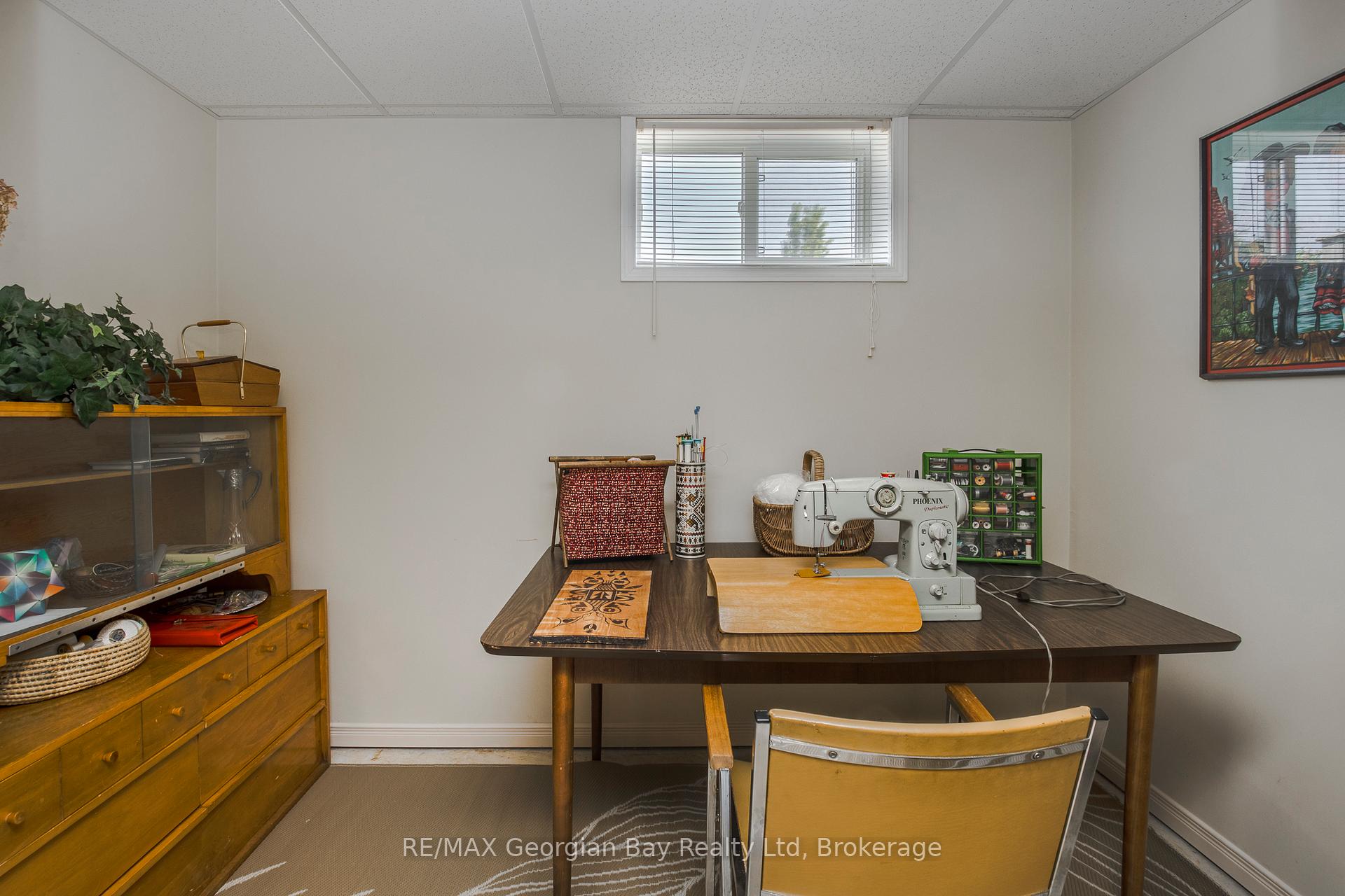 Photo 30 of 494 Aberdeen Boulevard, Midland — HOMEH