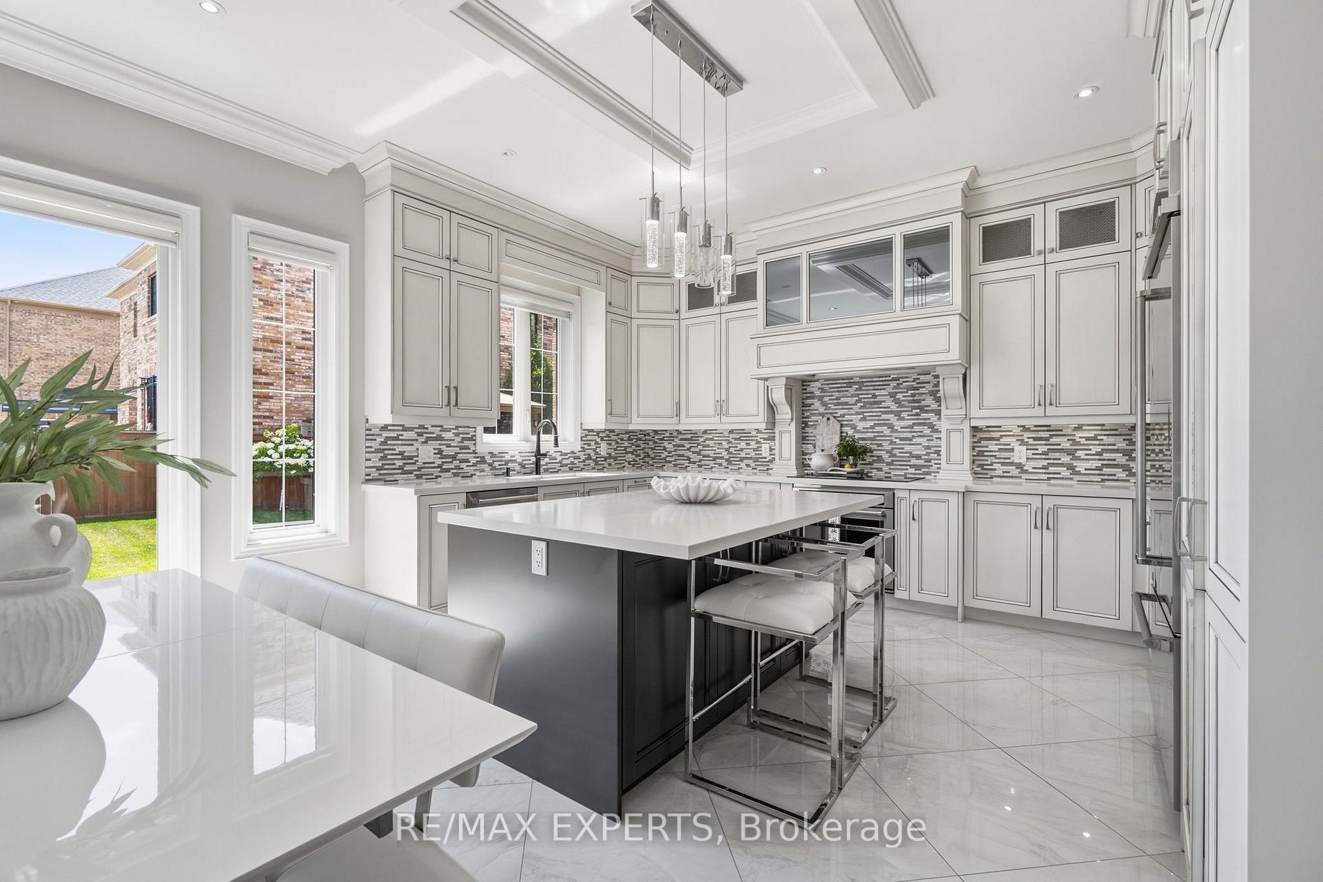 Photo 18 of 3 Rockton Court, Brampton, Toronto Gore Rural Estate — HOMEH