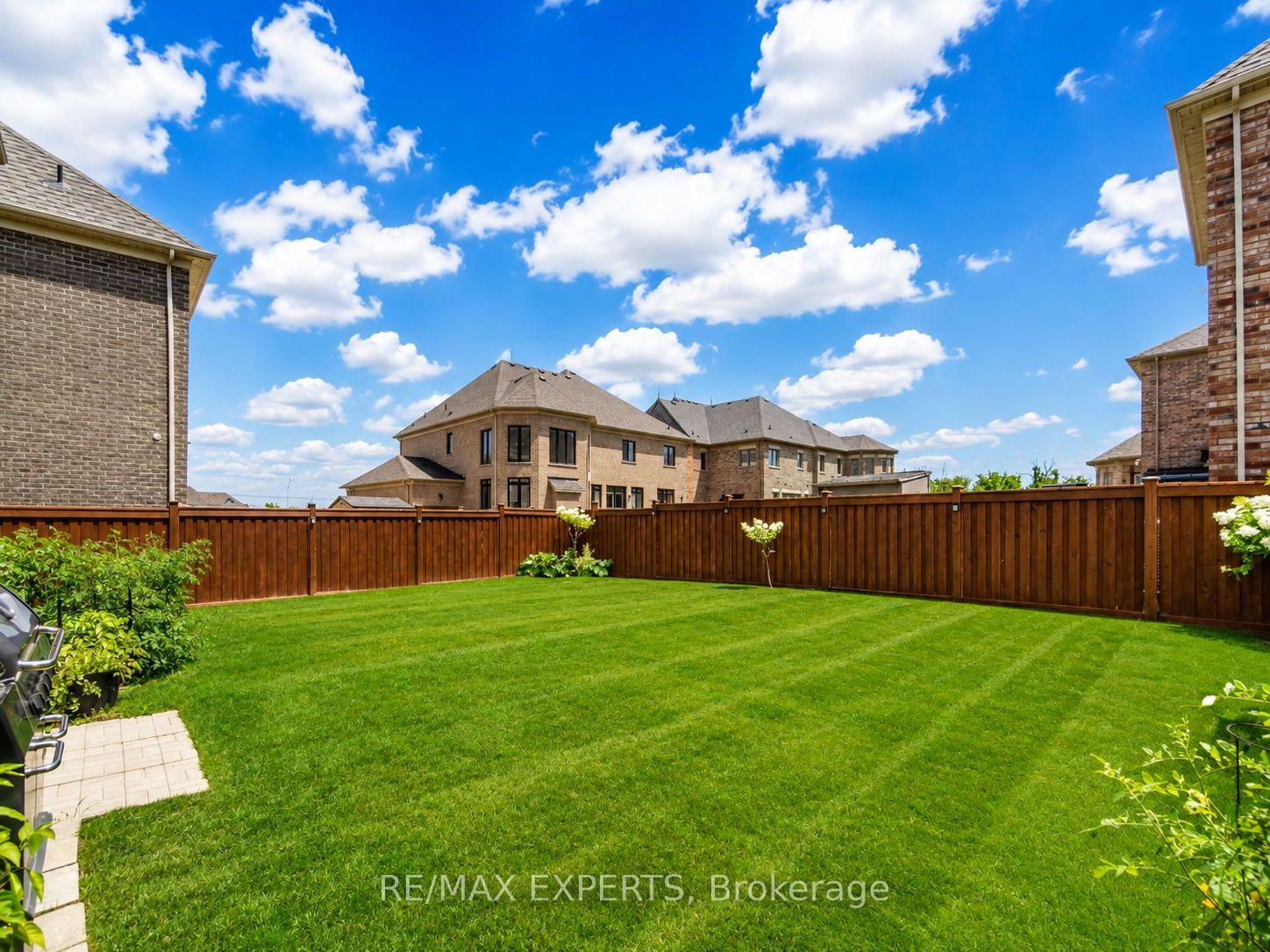 Photo 41 of 3 Rockton Court, Brampton, Toronto Gore Rural Estate — HOMEH