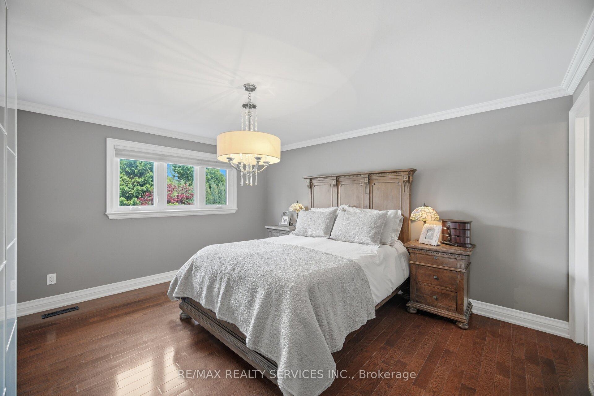 Photo 20 of 8 Ridgehill Drive, Brampton, Brampton South — HOMEH