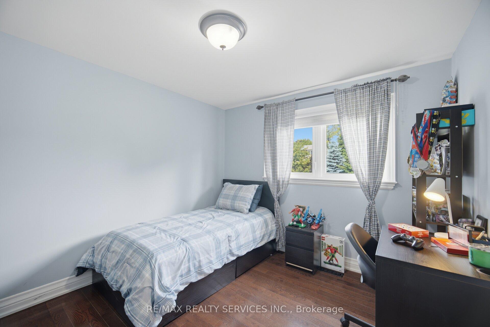Photo 26 of 8 Ridgehill Drive, Brampton, Brampton South — HOMEH