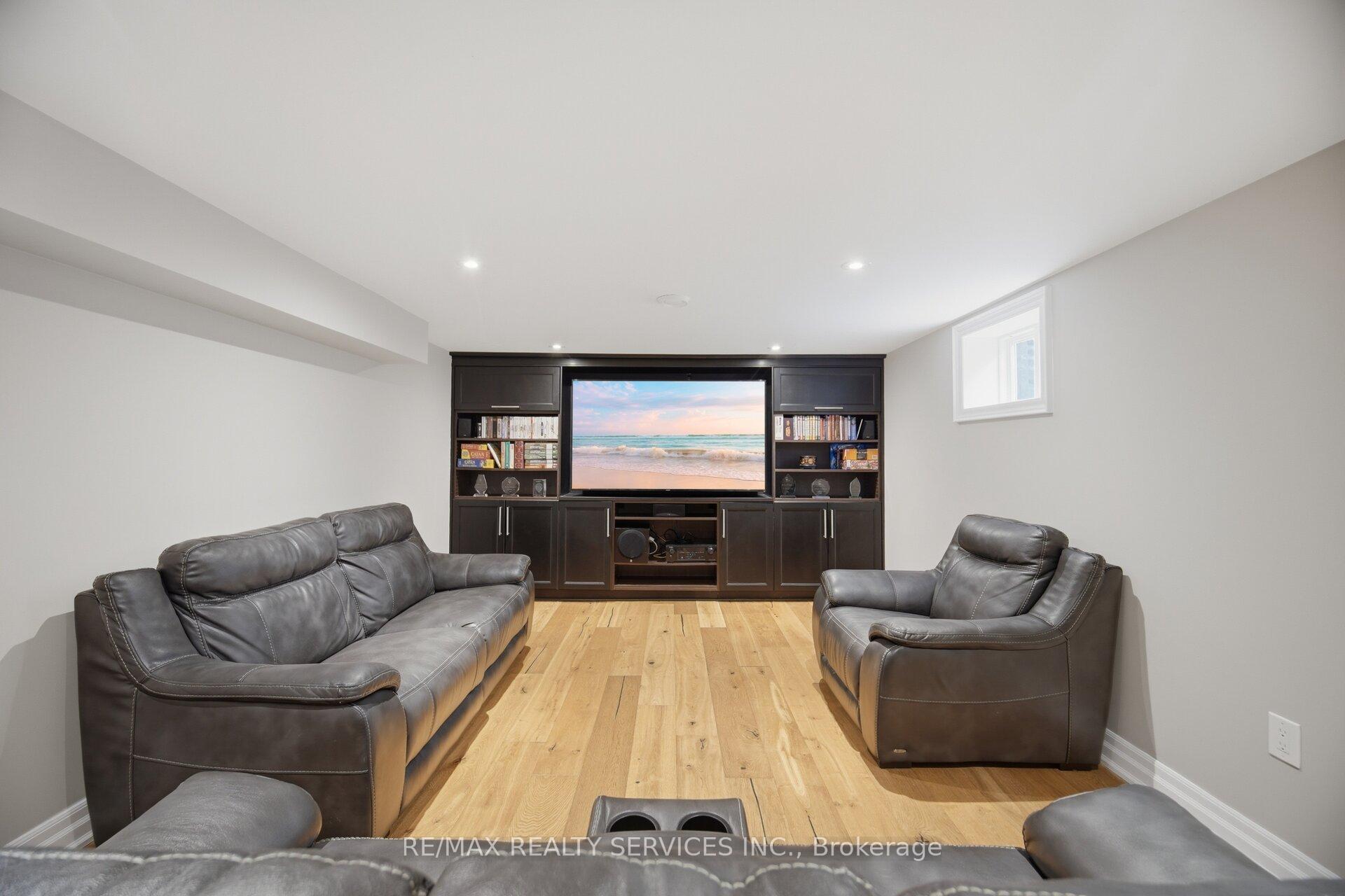 Photo 34 of 8 Ridgehill Drive, Brampton, Brampton South — HOMEH