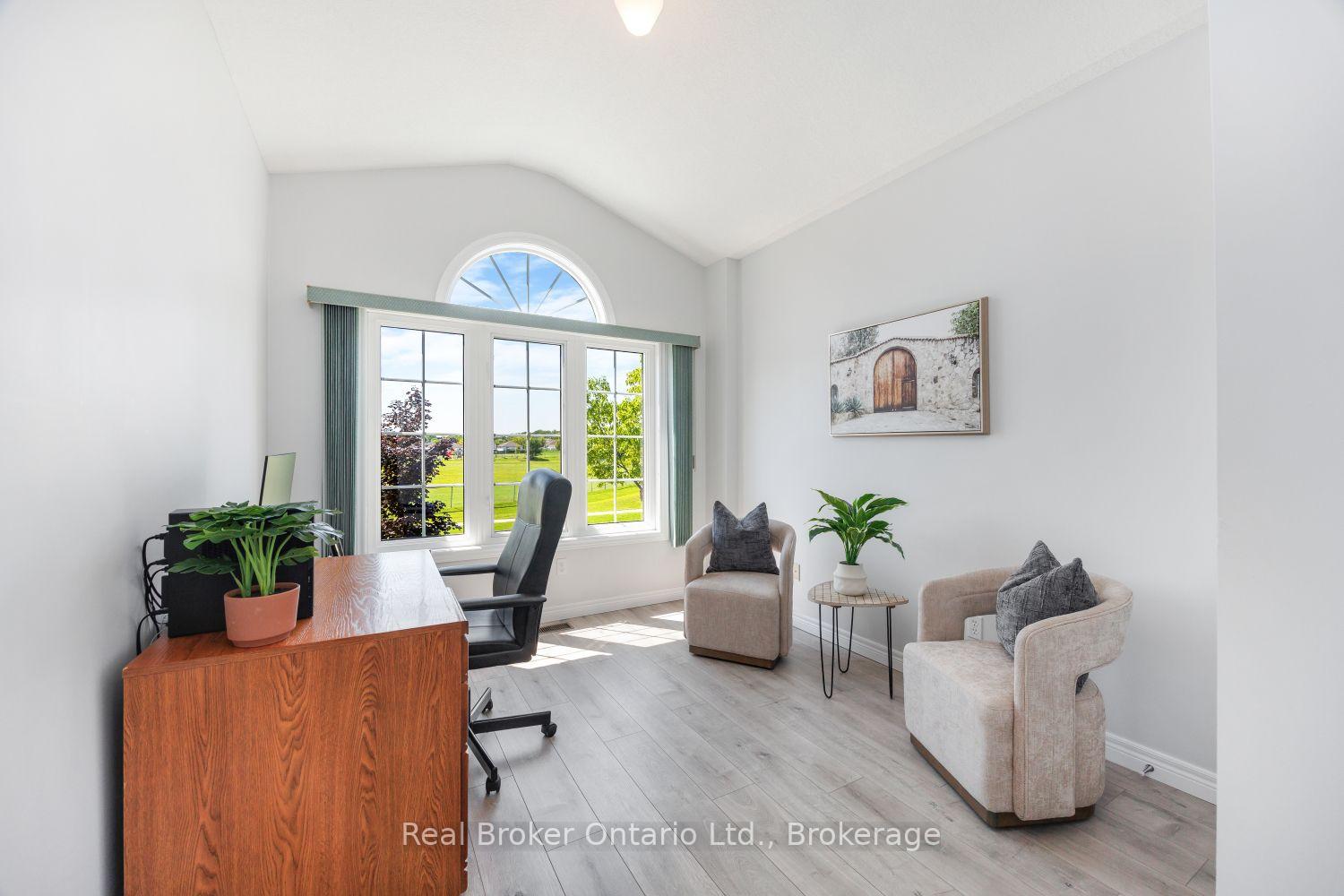Photo 17 of 35 Argent Street, Clarington, Bowmanville — HOMEH