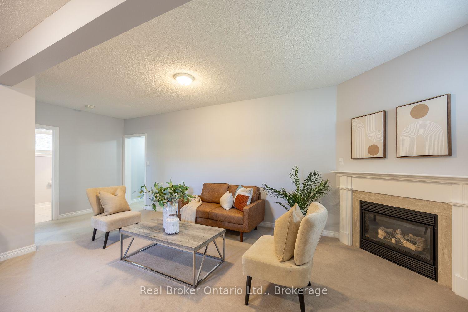 Photo 21 of 35 Argent Street, Clarington, Bowmanville — HOMEH