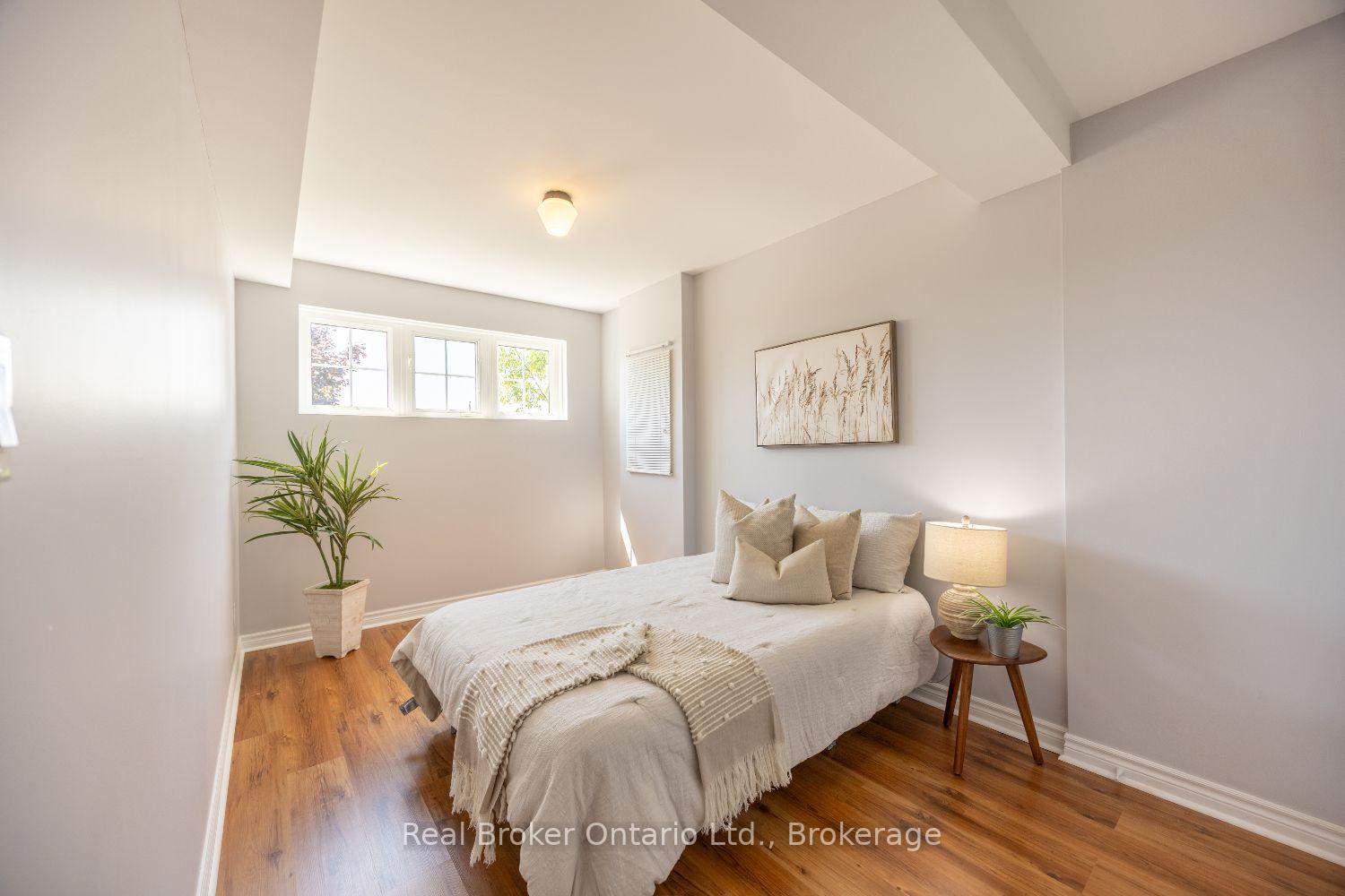 Photo 24 of 35 Argent Street, Clarington, Bowmanville — HOMEH