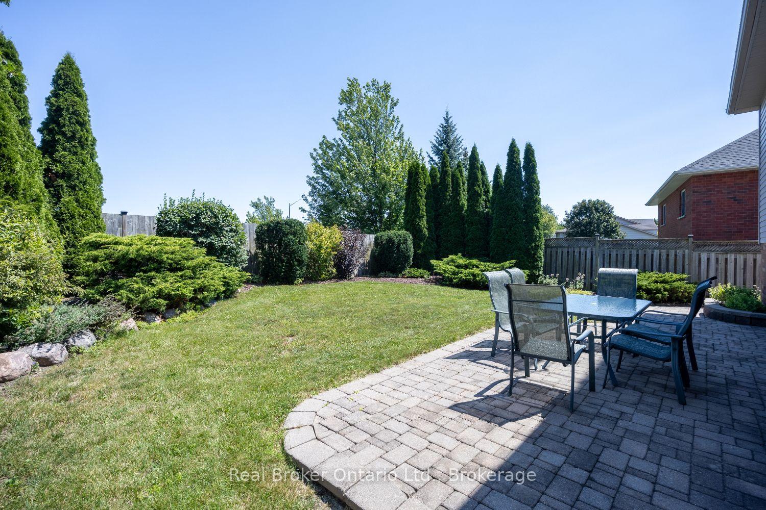 Photo 29 of 35 Argent Street, Clarington, Bowmanville — HOMEH