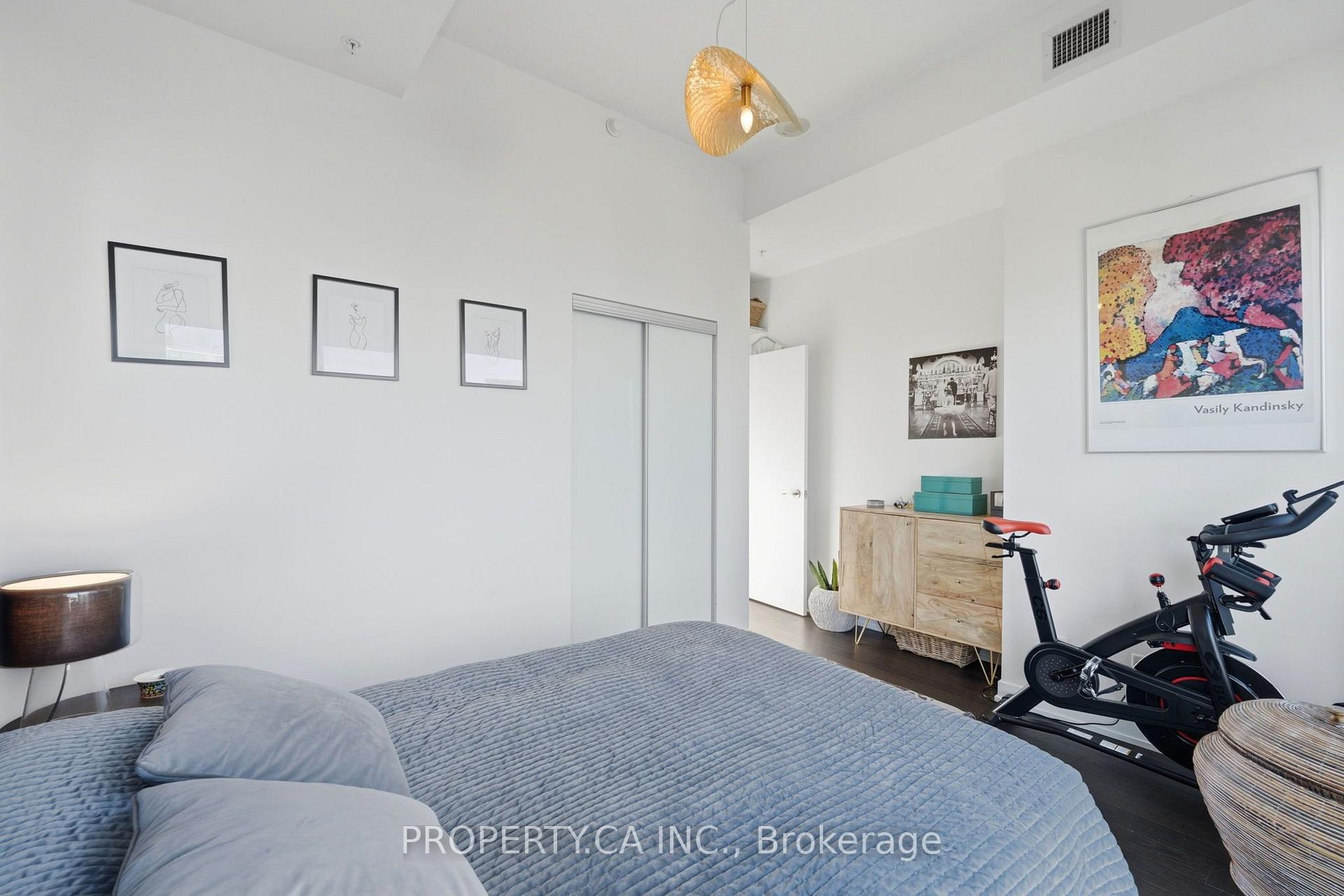 Photo 17 of Unit N-1004, 120 Bayview Avenue, Toronto, Waterfront Communities — HOMEH