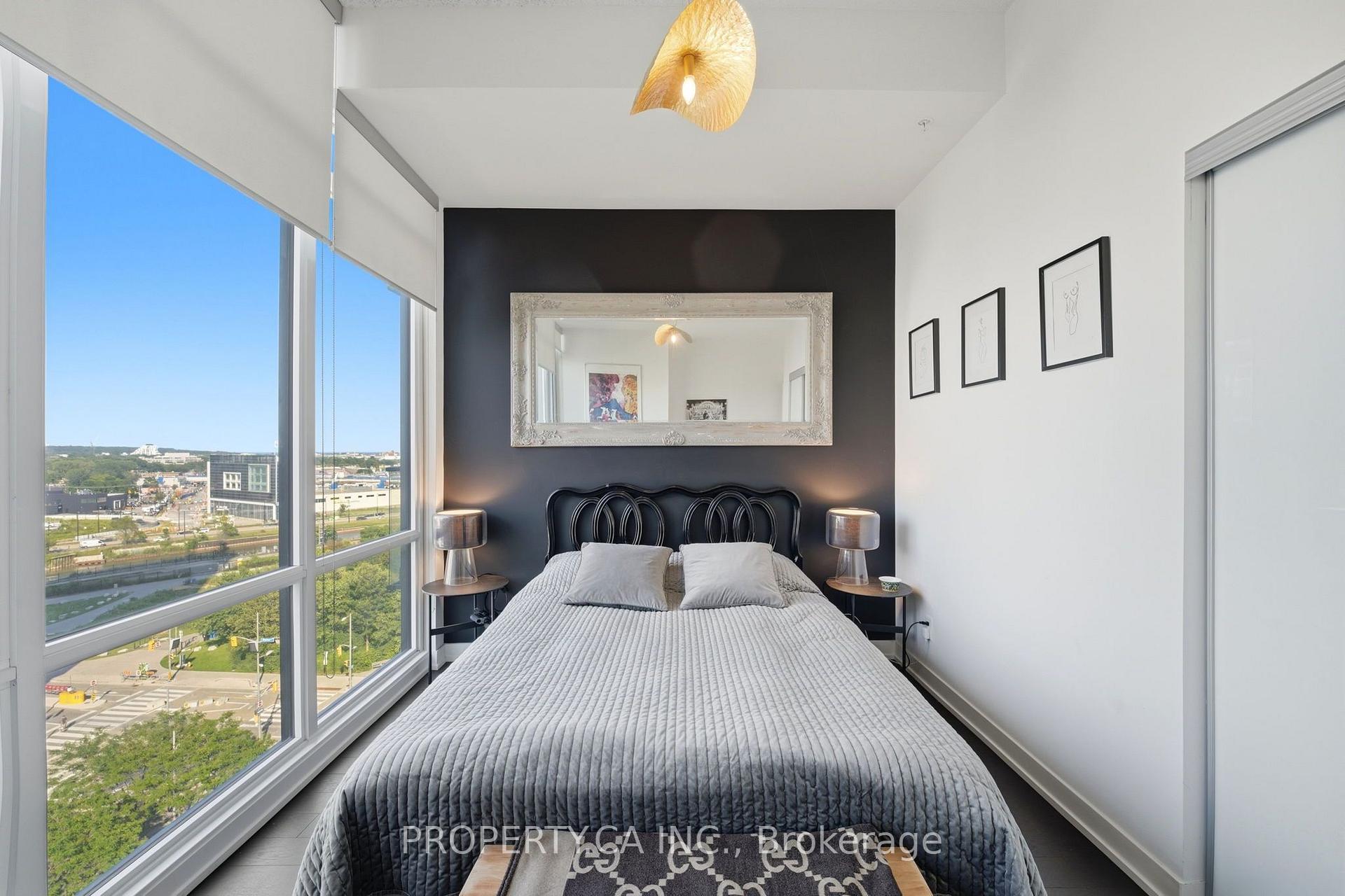 Photo 18 of Unit N-1004, 120 Bayview Avenue, Toronto, Waterfront Communities — HOMEH