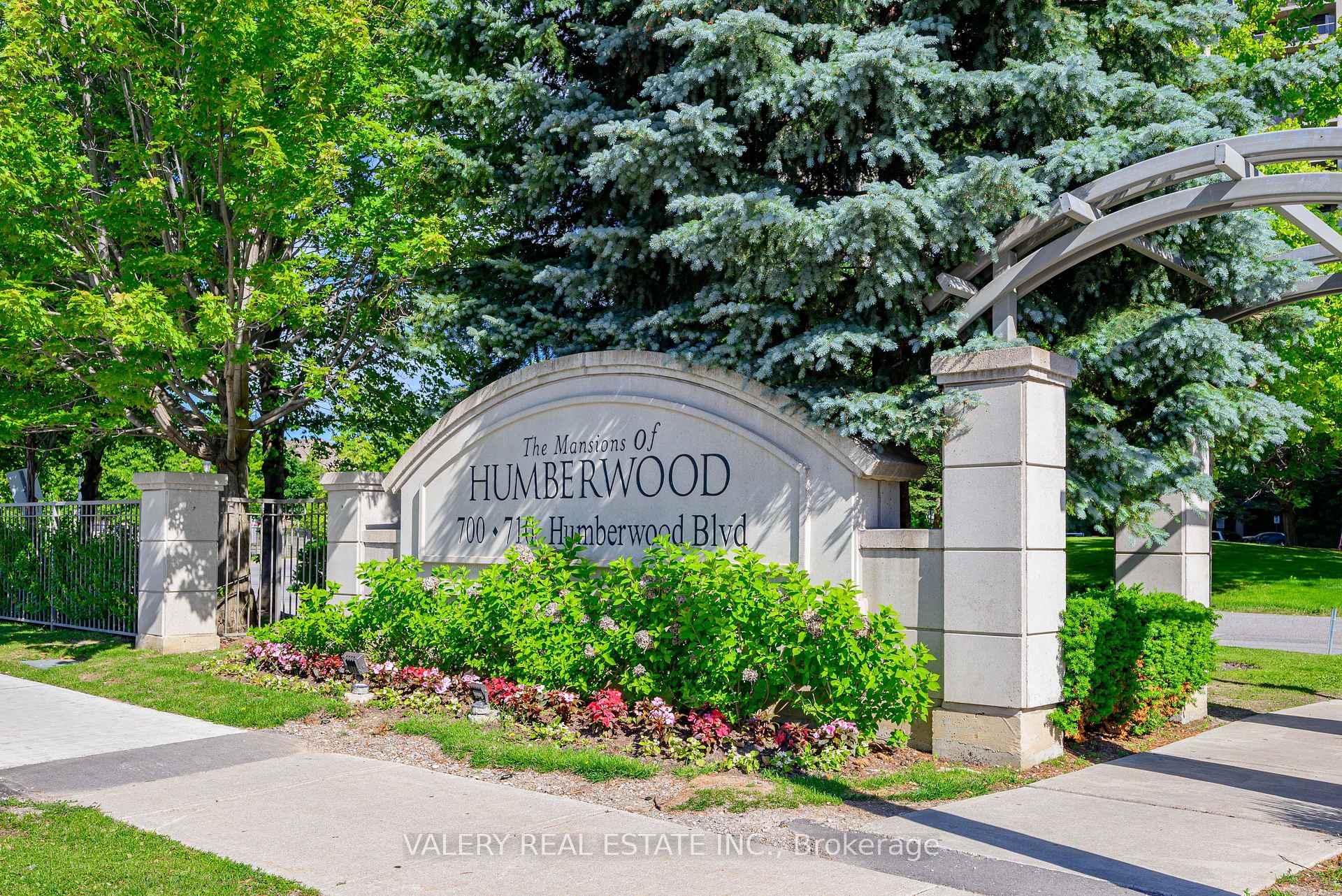 Photo of Unit 1626, 700 Humberwood Boulevard