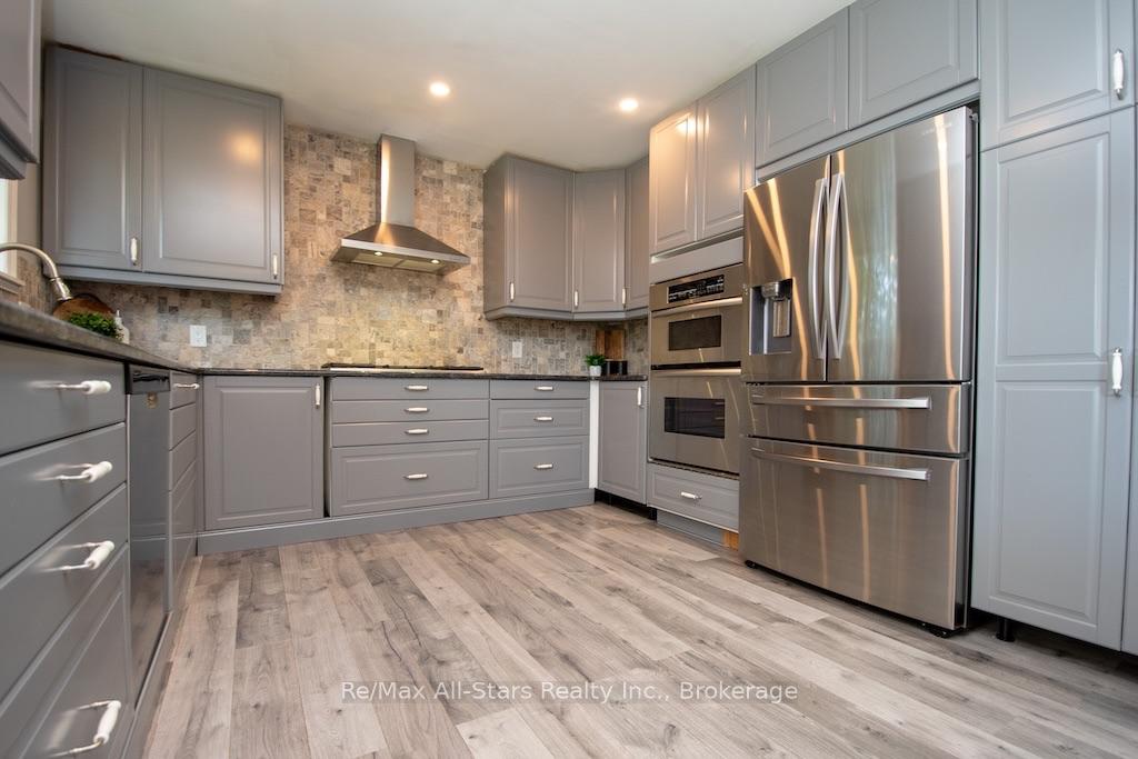 Photo 11 of 3 Daniel Court, Kawartha Lakes, Lindsay — HOMEH