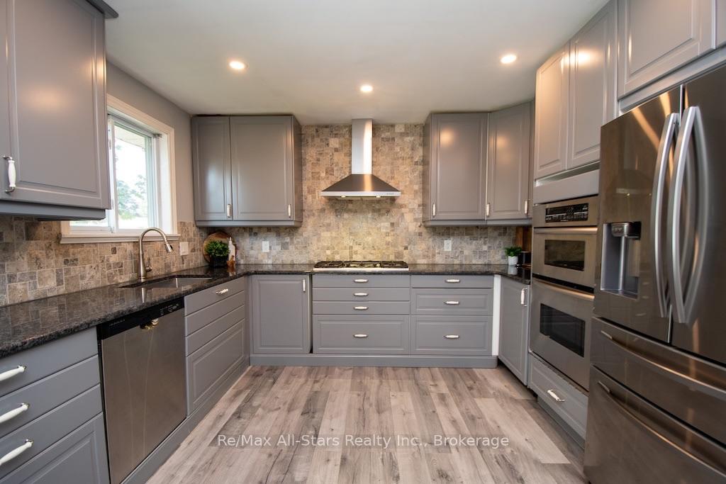 Photo 15 of 3 Daniel Court, Kawartha Lakes, Lindsay — HOMEH