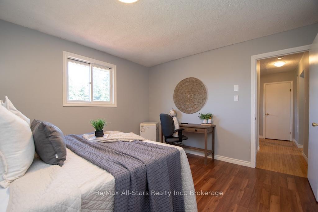 Photo 25 of 3 Daniel Court, Kawartha Lakes, Lindsay — HOMEH