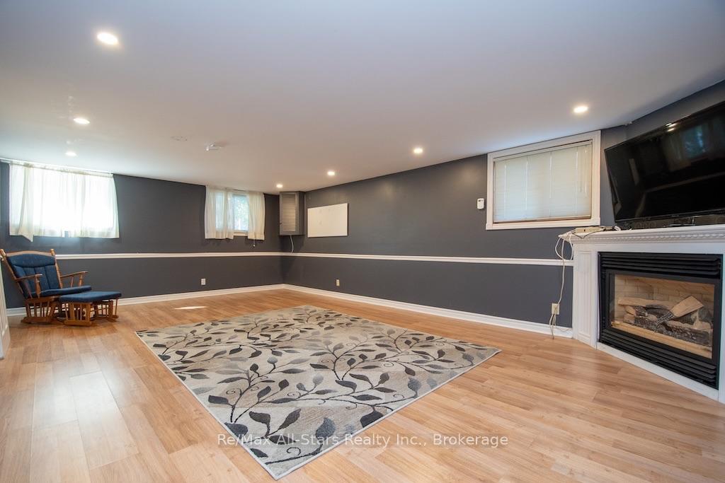Photo 36 of 3 Daniel Court, Kawartha Lakes, Lindsay — HOMEH
