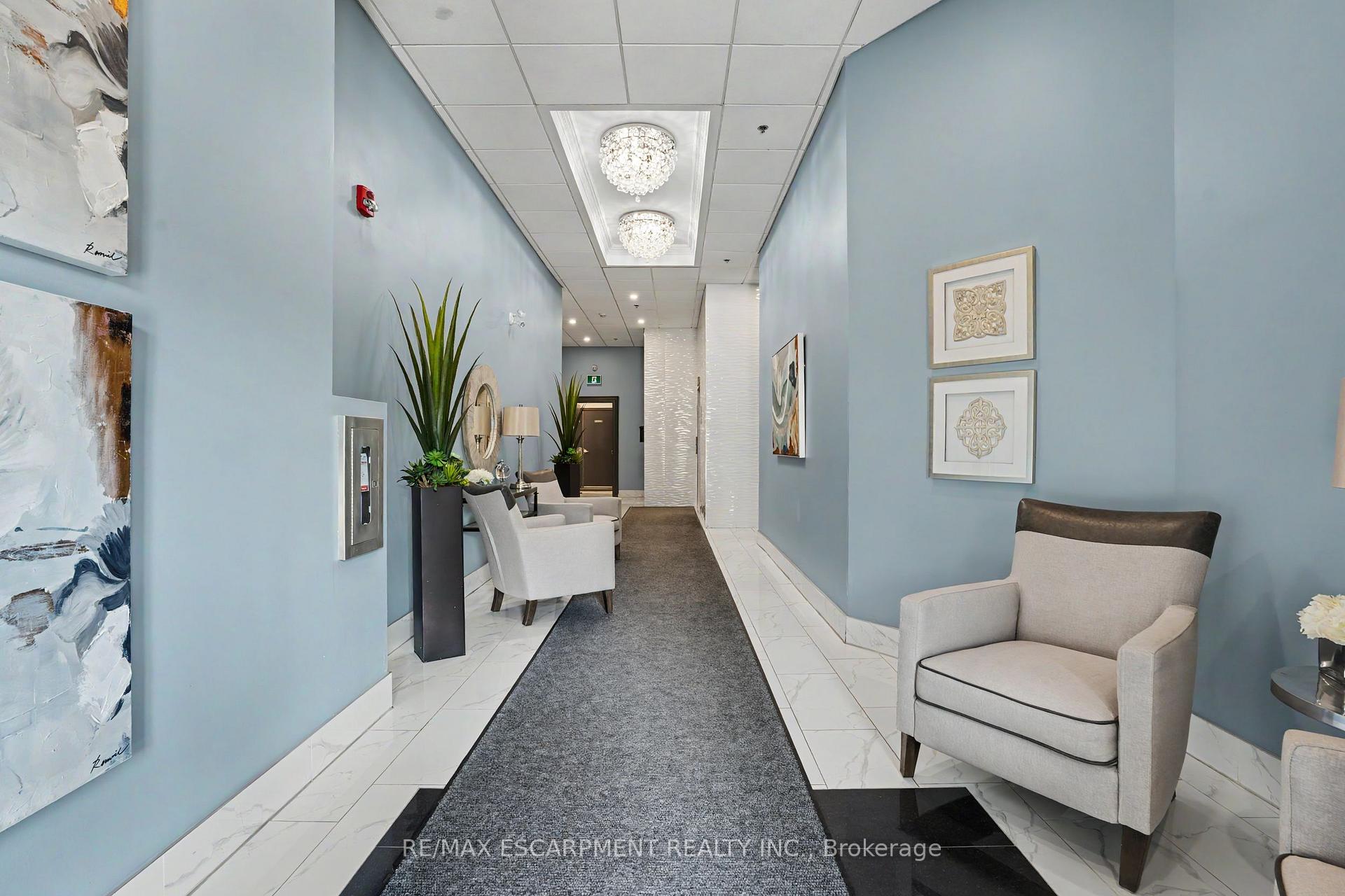 Photo 3 of Unit 206, 34 Plains Road E, Burlington, LaSalle — HOMEH