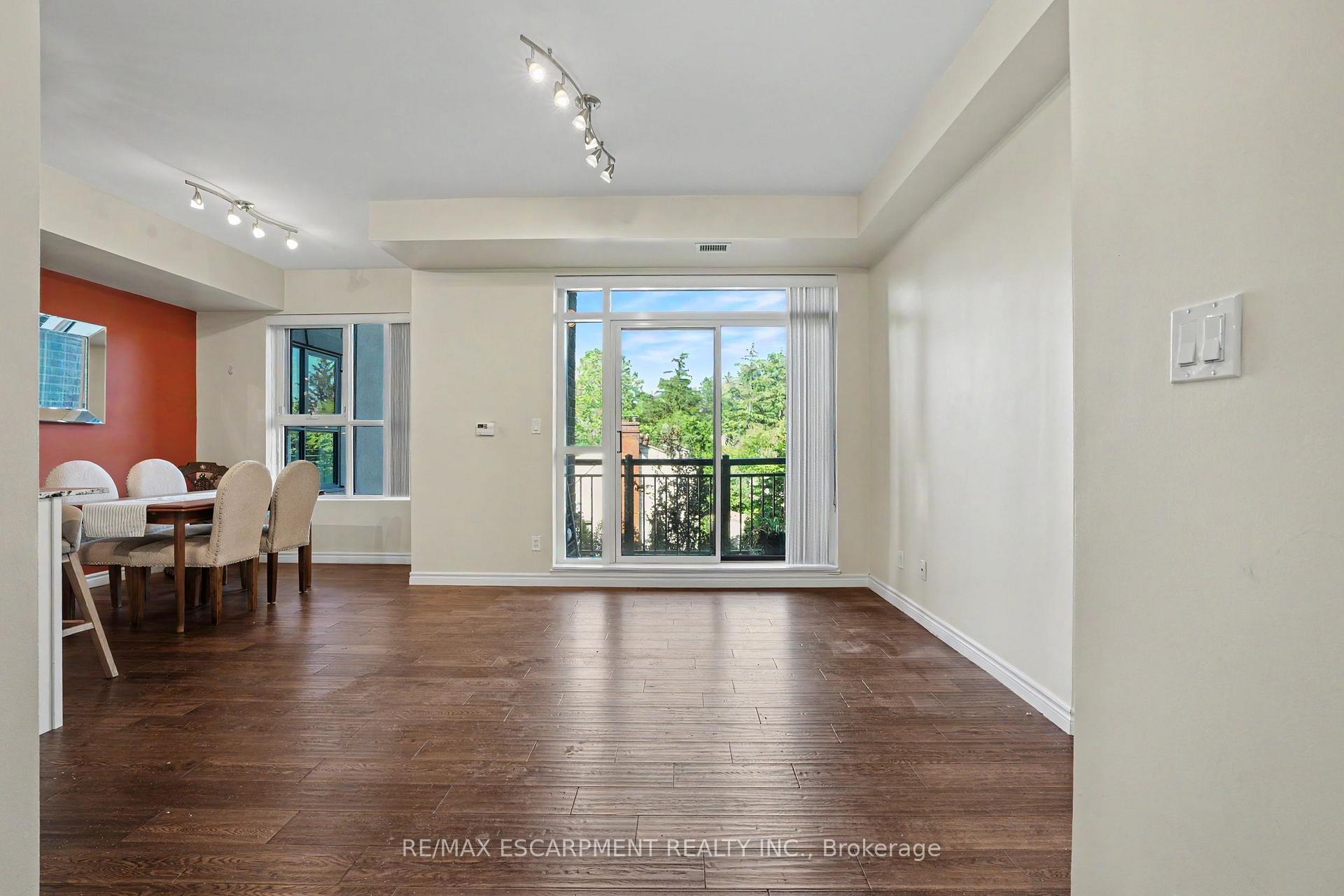 Photo 5 of Unit 206, 34 Plains Road E, Burlington, LaSalle — HOMEH