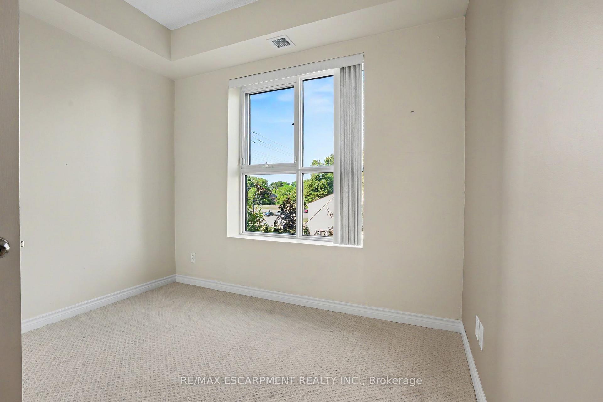 Photo 19 of Unit 206, 34 Plains Road E, Burlington, LaSalle — HOMEH