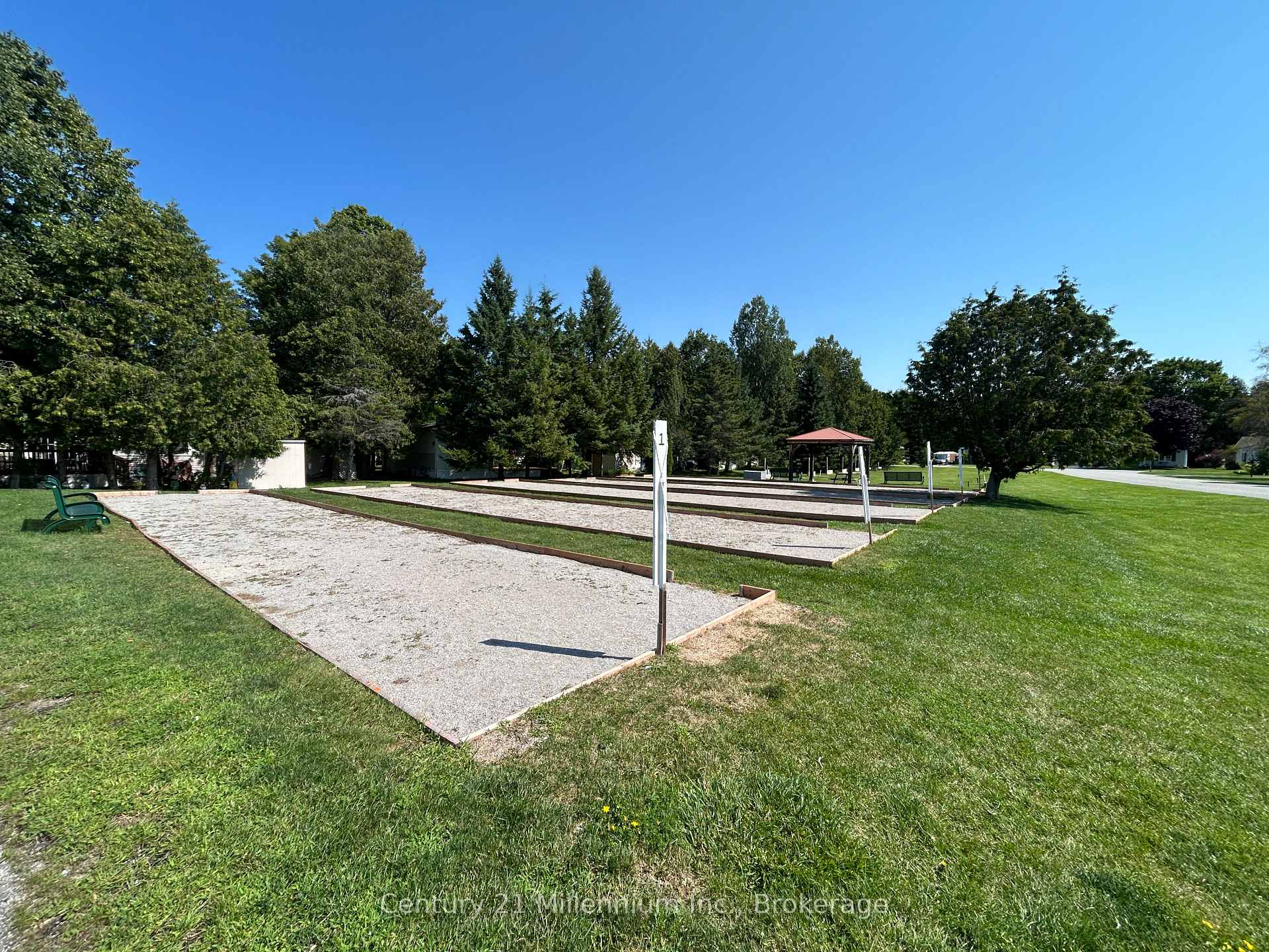 Photo 24 of 41 The Boardwalk, Wasaga Beach — HOMEH
