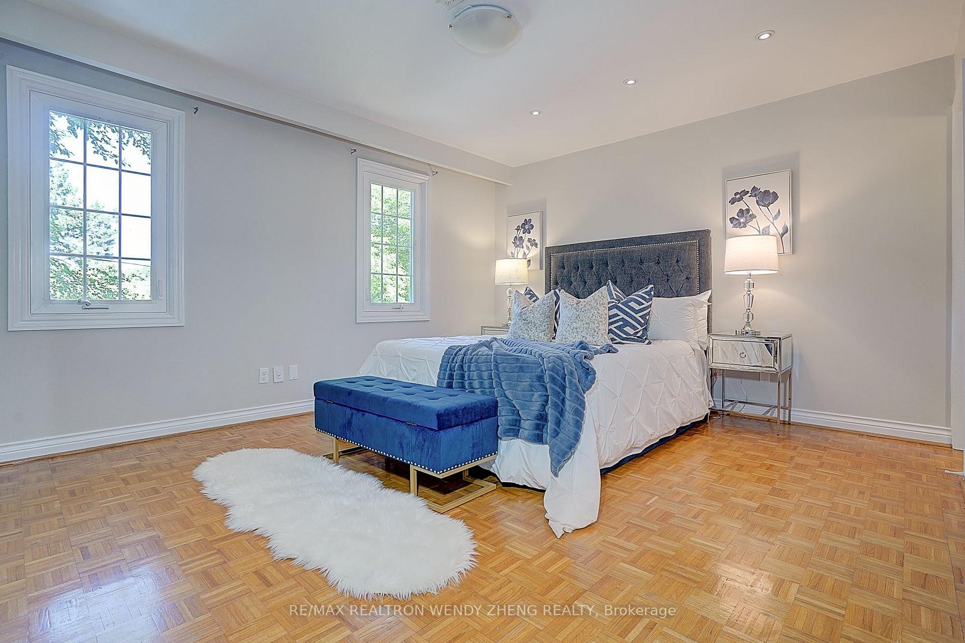 Photo 23 of 118 Henderson Avenue, Markham, Thornhill — HOMEH