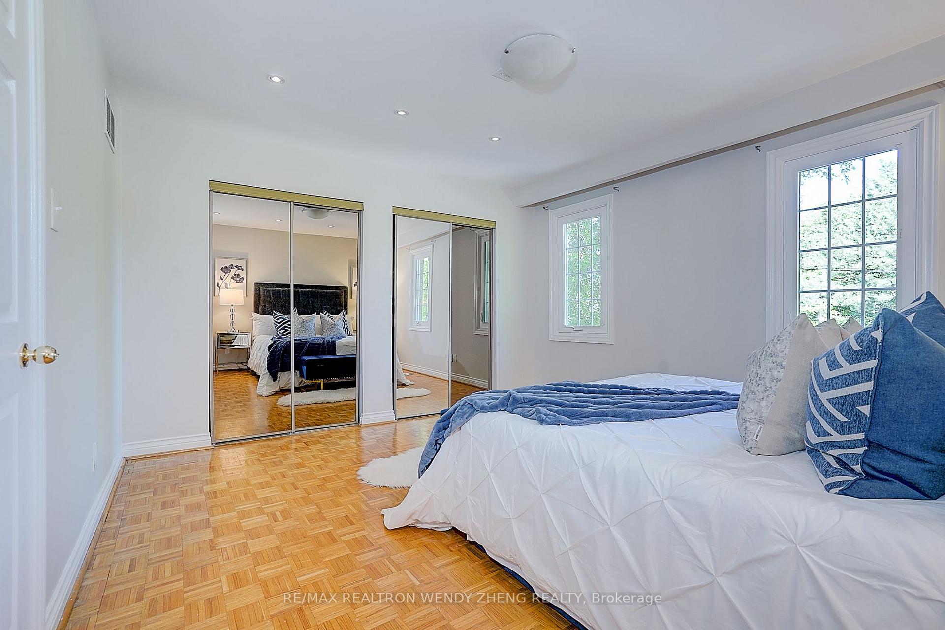 Photo 24 of 118 Henderson Avenue, Markham, Thornhill — HOMEH