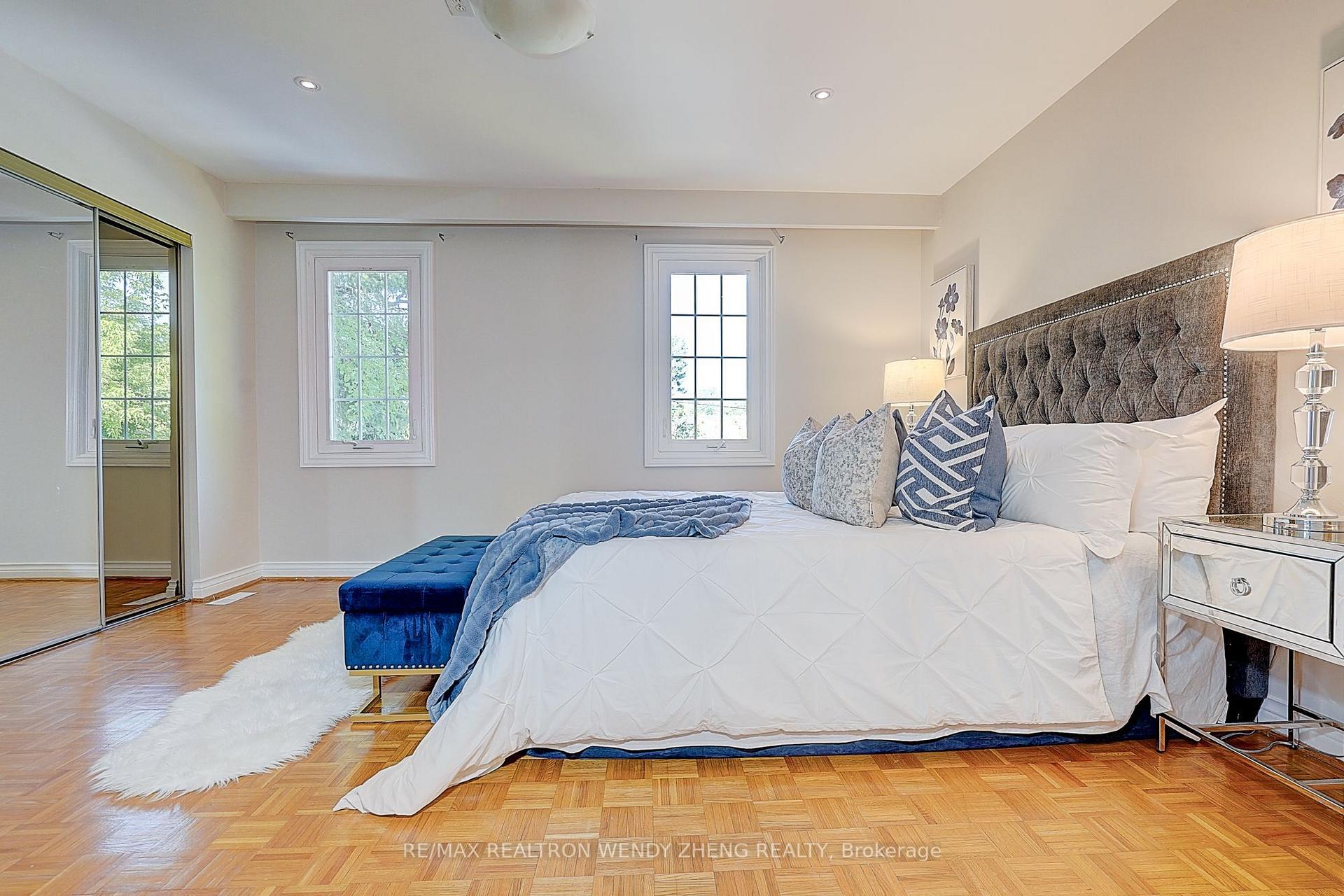 Photo 25 of 118 Henderson Avenue, Markham, Thornhill — HOMEH