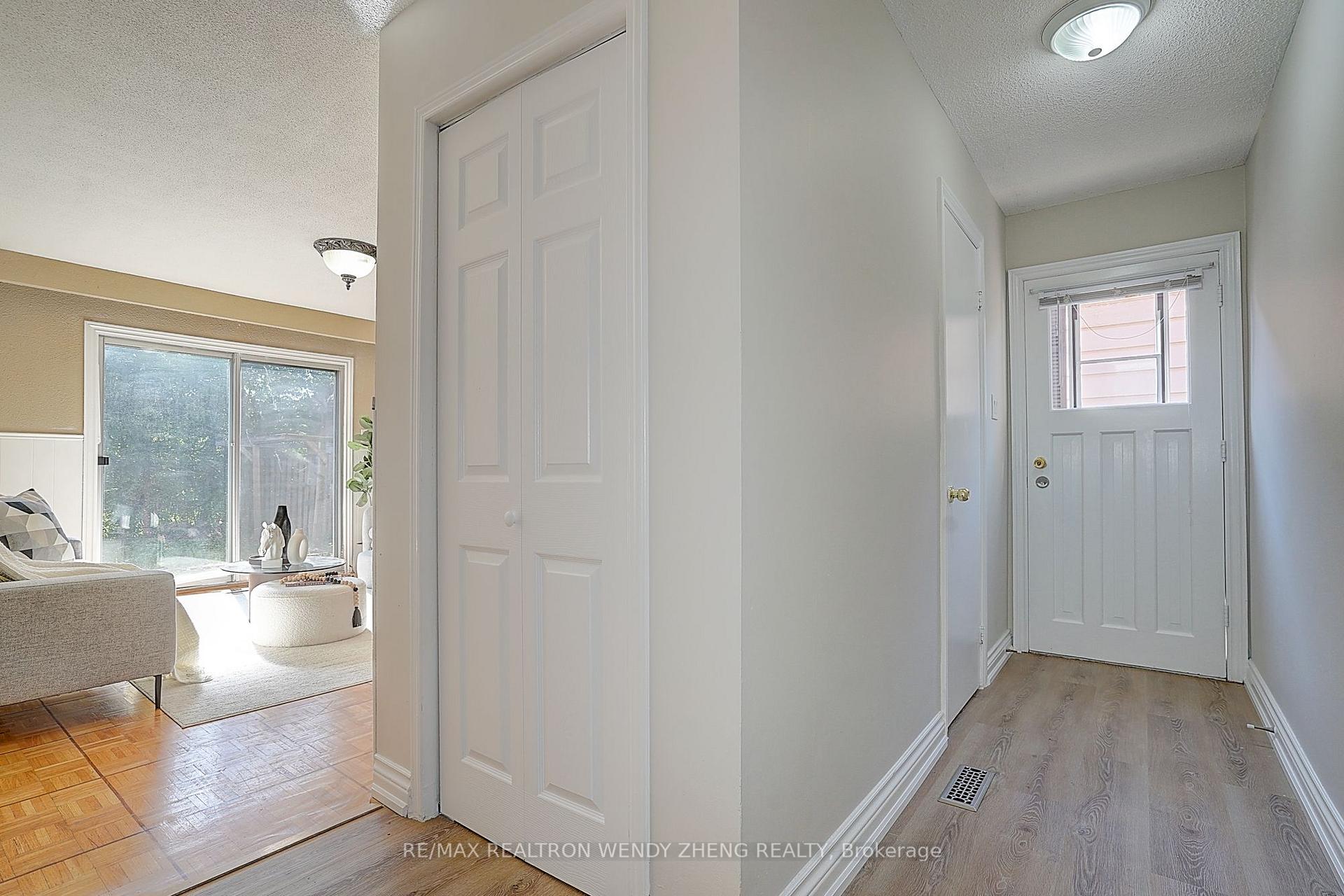 Photo 32 of 118 Henderson Avenue, Markham, Thornhill — HOMEH