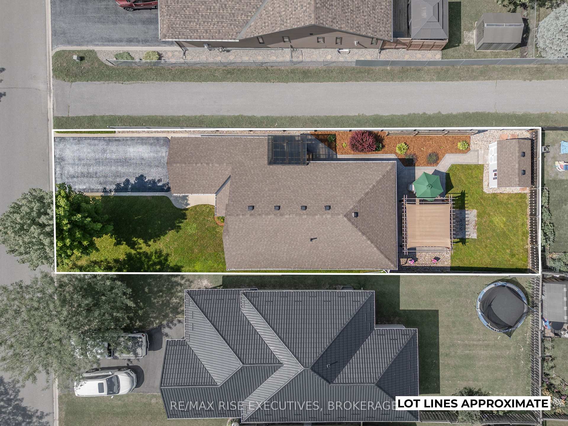 Photo 48 of 184 MacDougall Drive, Loyalist, Amherstview — HOMEH