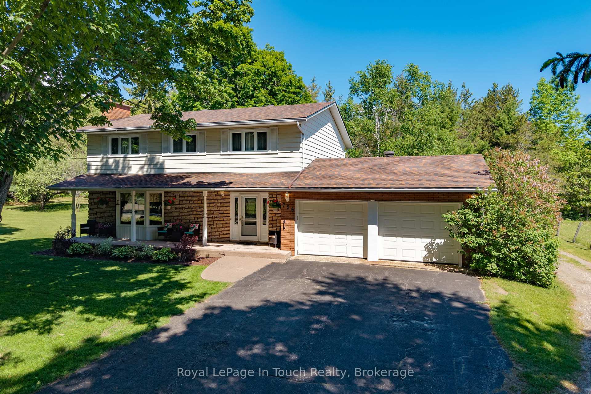 Photo 1 of 756 Champlain Road, Tiny, Rural Tiny — HOMEH