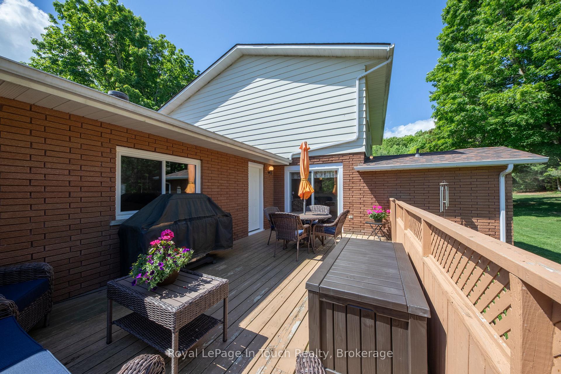Photo 5 of 756 Champlain Road, Tiny, Rural Tiny — HOMEH