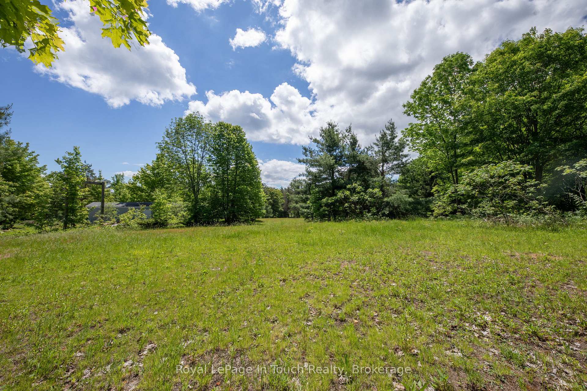 Photo 13 of 756 Champlain Road, Tiny, Rural Tiny — HOMEH