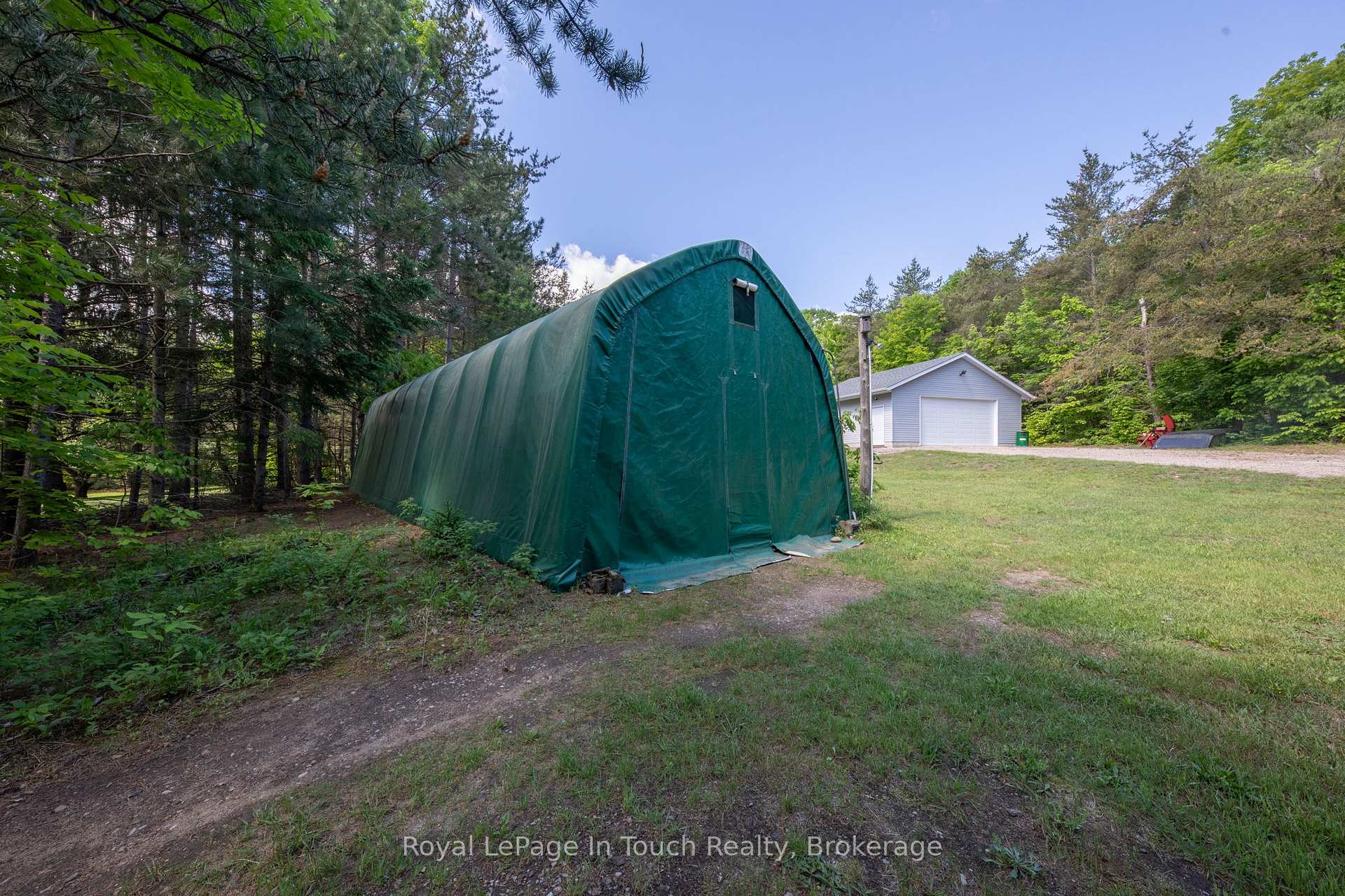 Photo 15 of 756 Champlain Road, Tiny, Rural Tiny — HOMEH