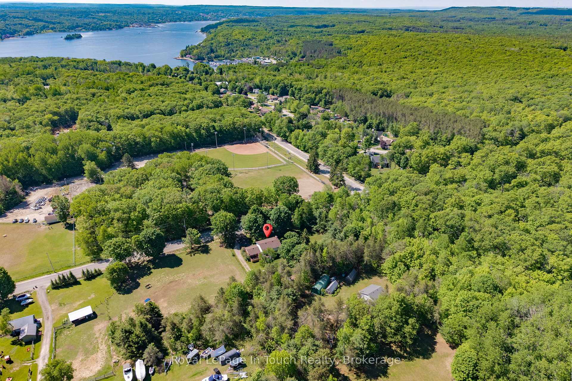 Photo 17 of 756 Champlain Road, Tiny, Rural Tiny — HOMEH