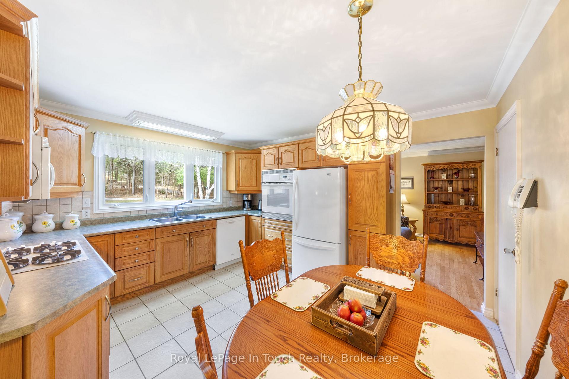 Photo 25 of 756 Champlain Road, Tiny, Rural Tiny — HOMEH