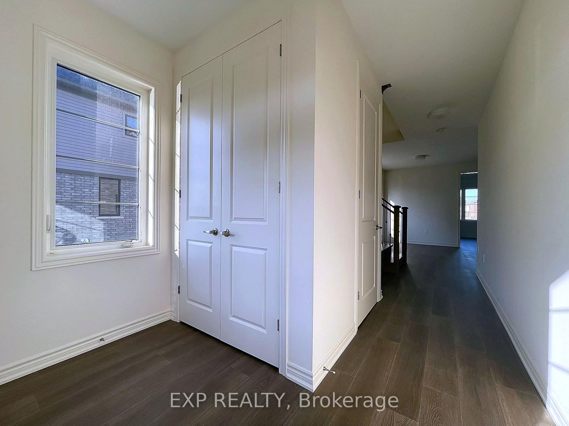 Photo 3 of 62 Donald Cameron Crescent, Clarington, Courtice — HOMEH