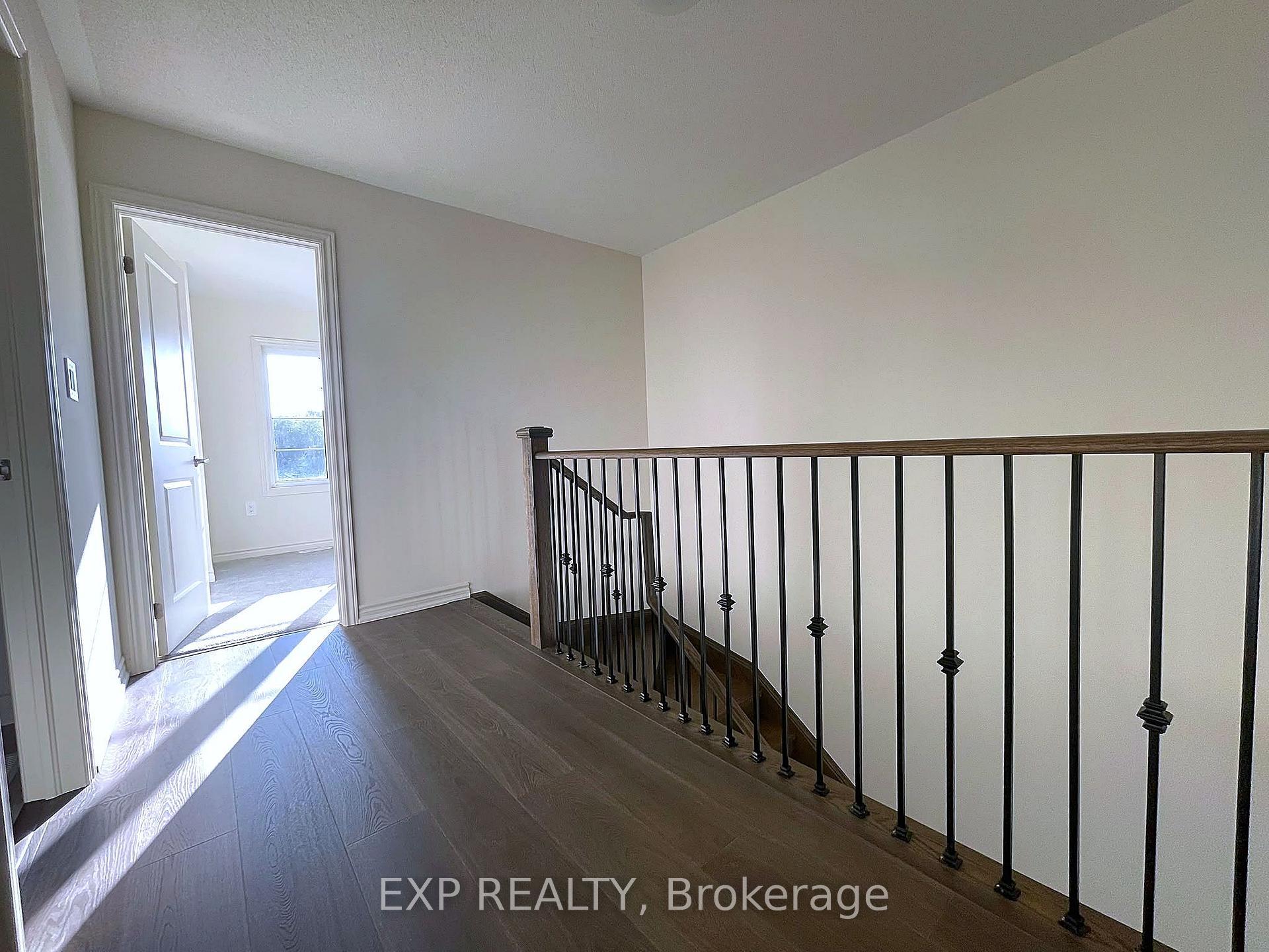 Photo 25 of 62 Donald Cameron Crescent, Clarington, Courtice — HOMEH