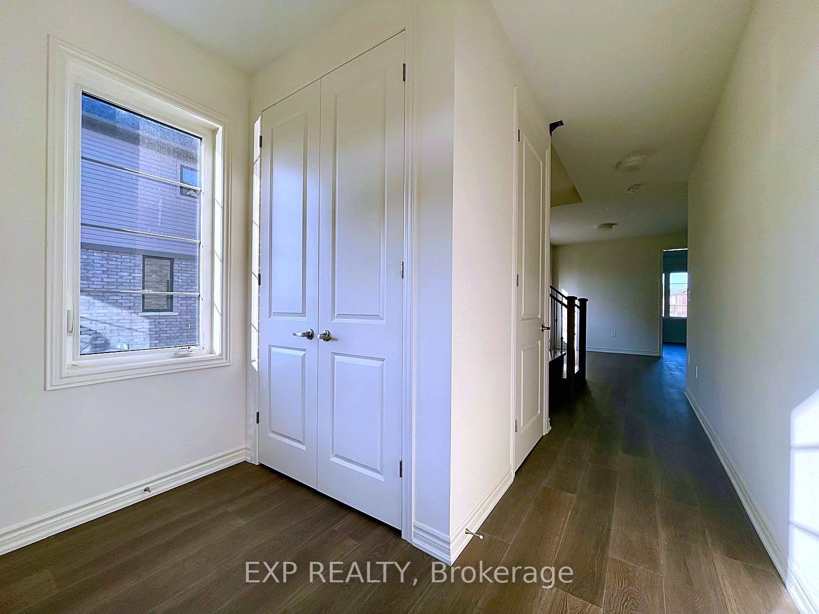 Photo 5 of 62 Donald Cameron Crescent, Clarington, Courtice — HOMEH