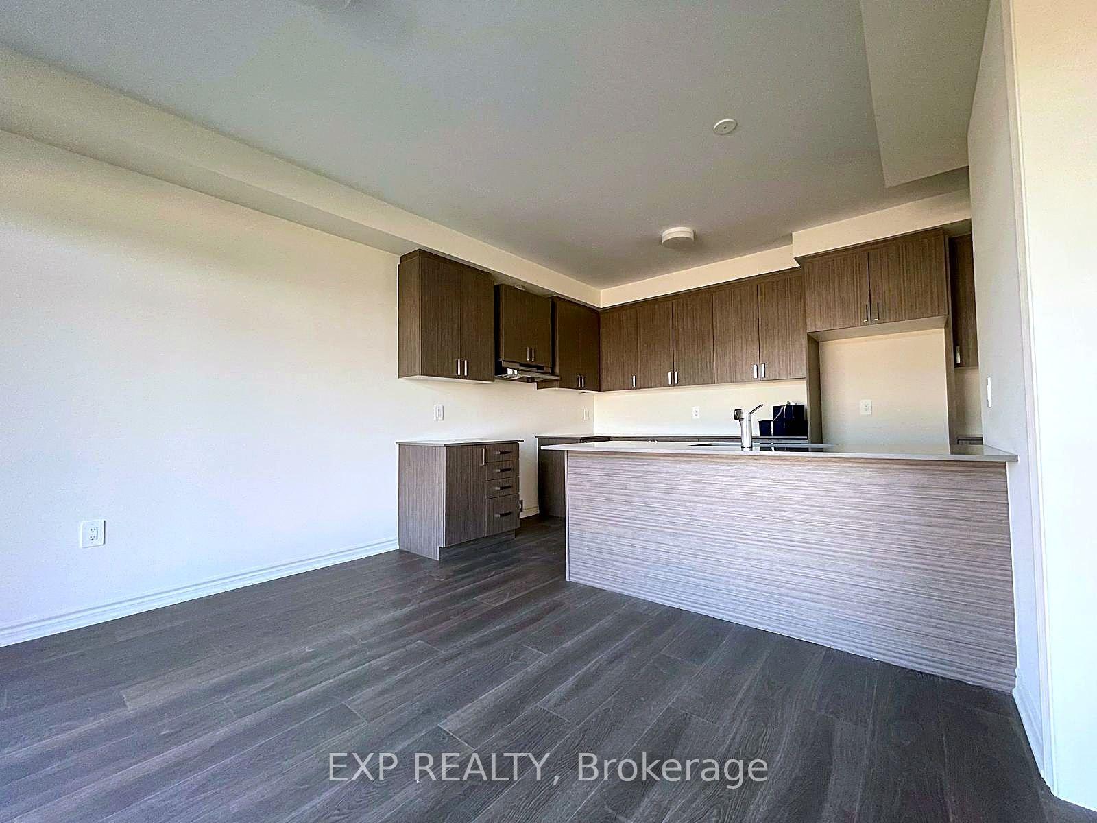 Photo 16 of 62 Donald Cameron Crescent, Clarington, Courtice — HOMEH