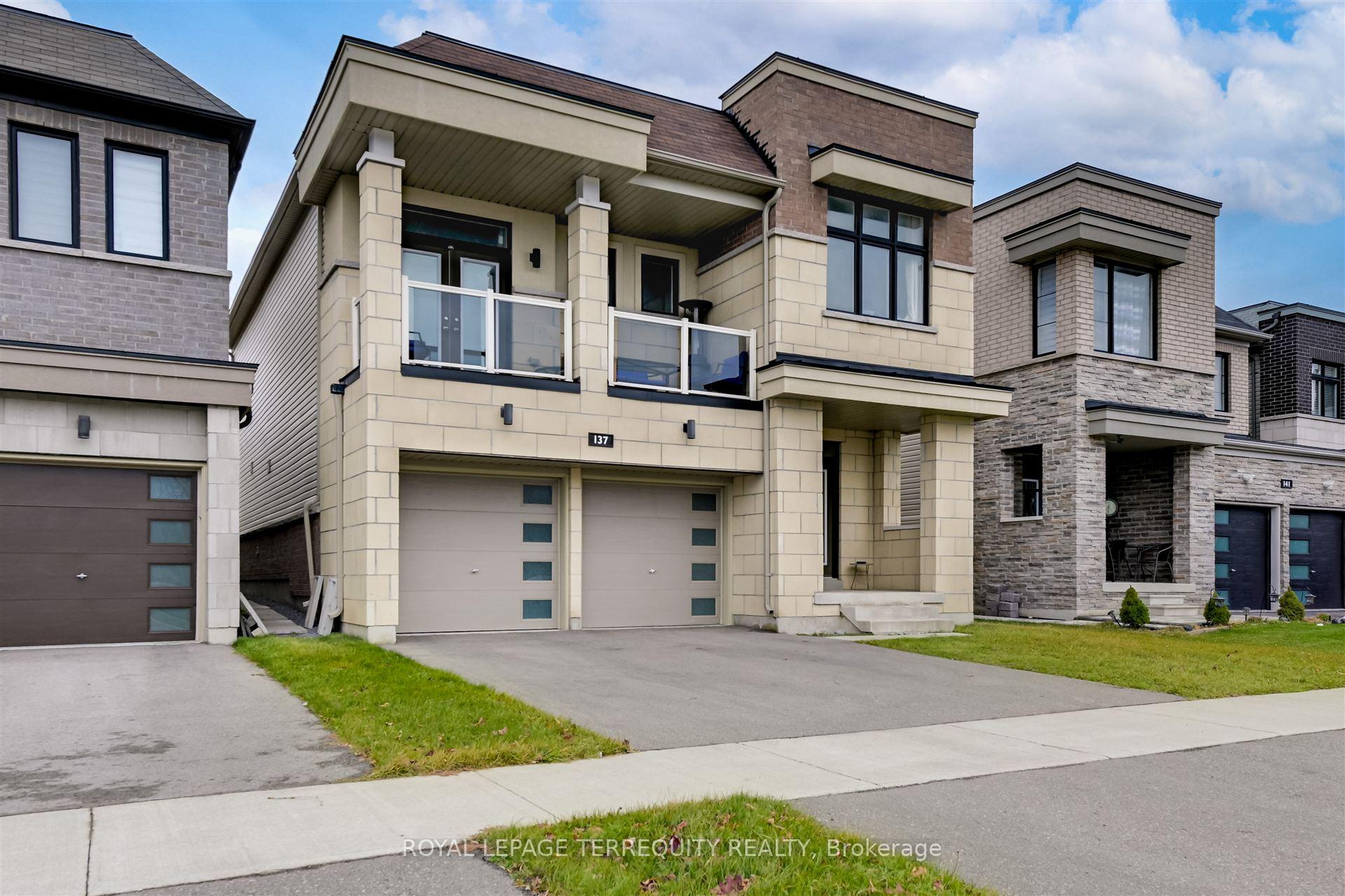 Photo 3 of 137 East Shore Drive, Clarington, Bowmanville — HOMEH