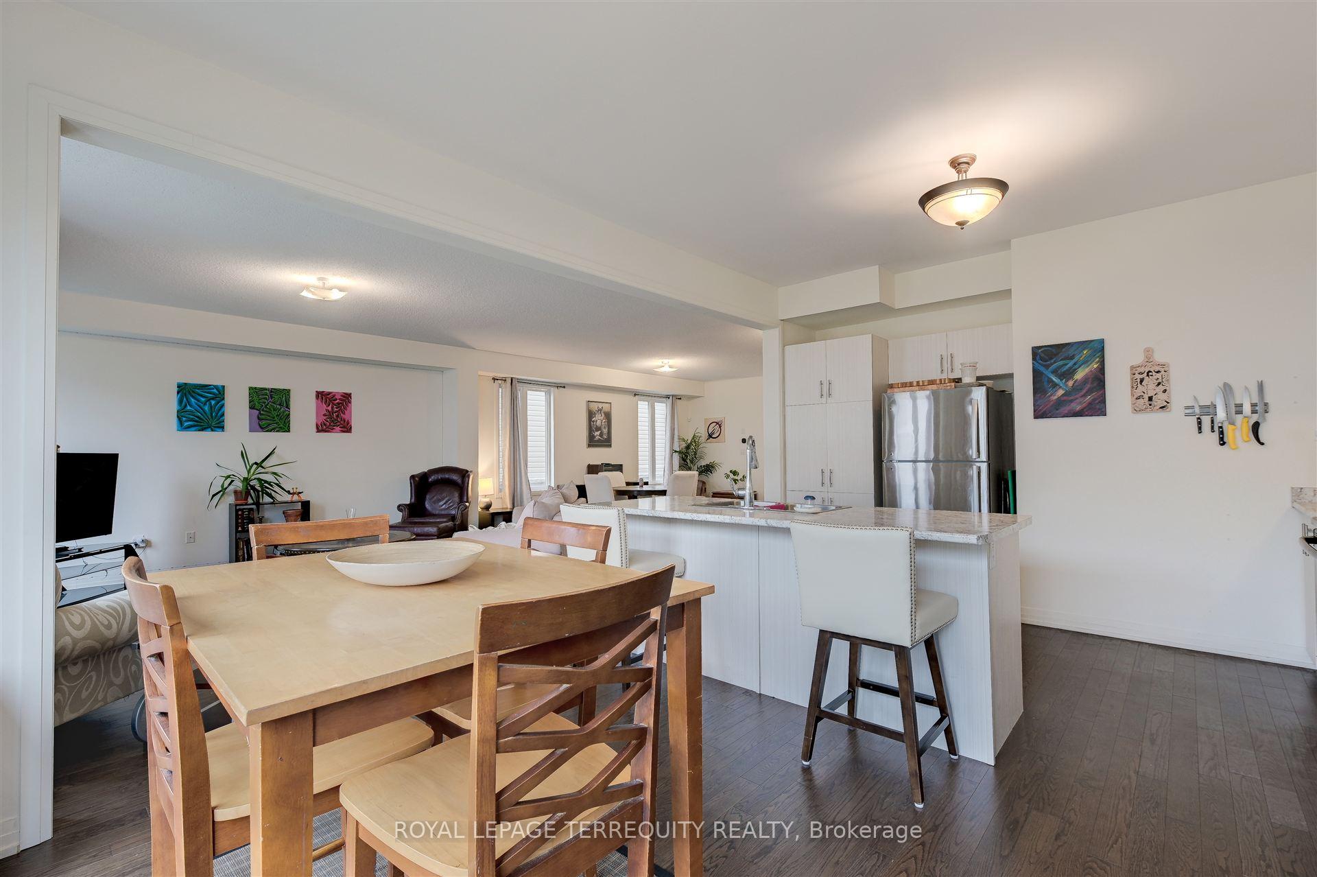 Photo 18 of 137 East Shore Drive, Clarington, Bowmanville — HOMEH