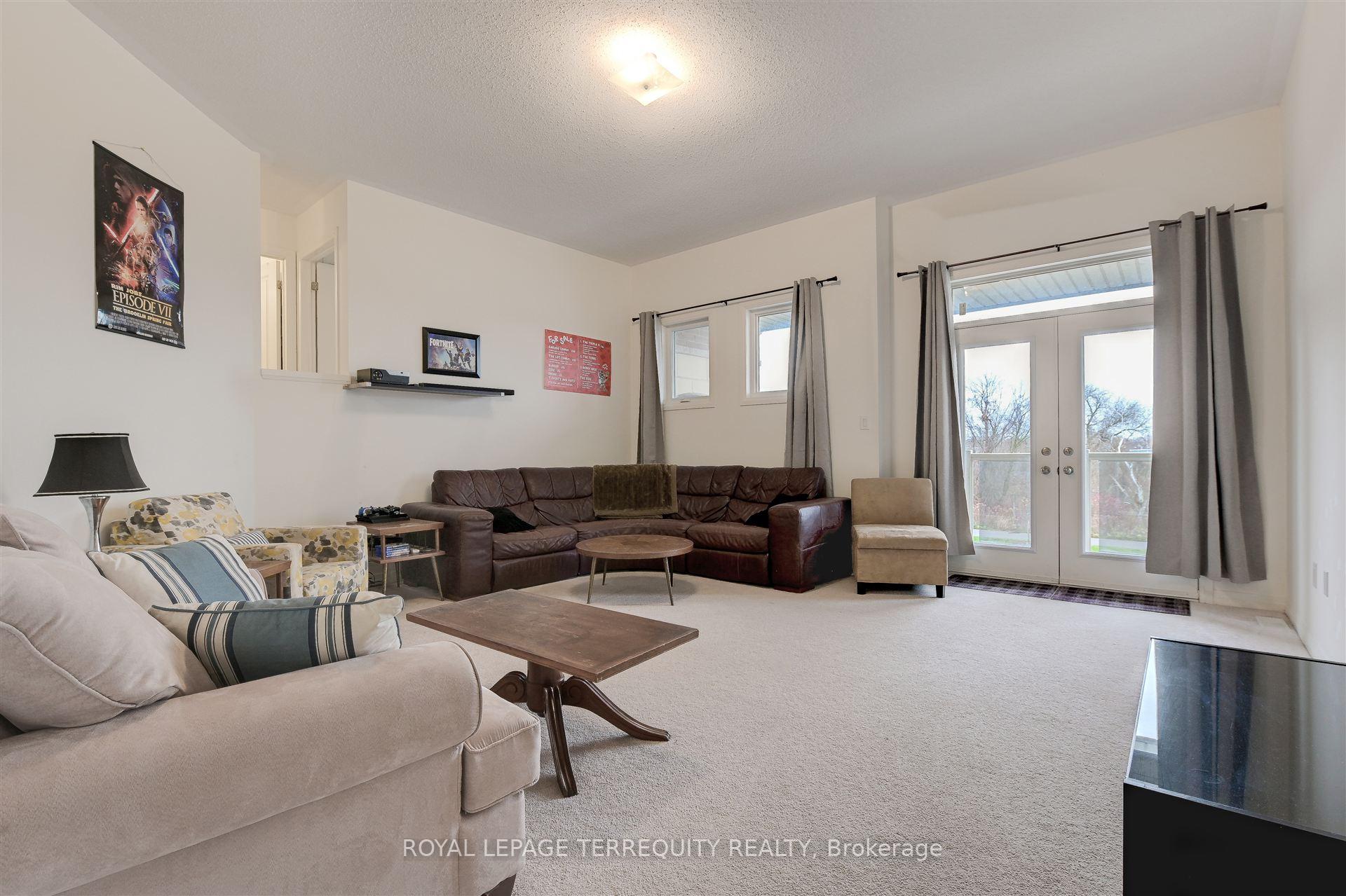 Photo 20 of 137 East Shore Drive, Clarington, Bowmanville — HOMEH