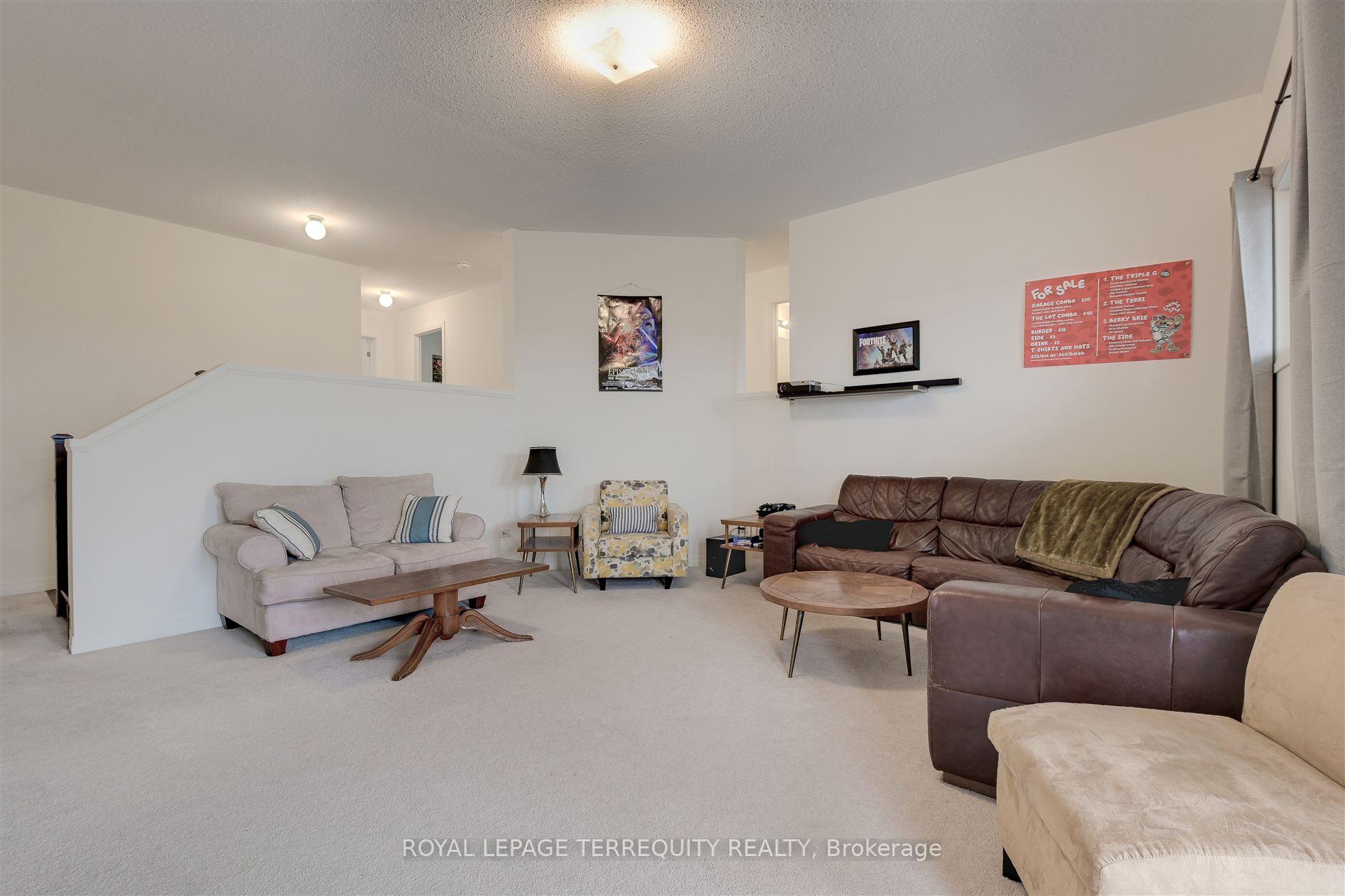 Photo 21 of 137 East Shore Drive, Clarington, Bowmanville — HOMEH