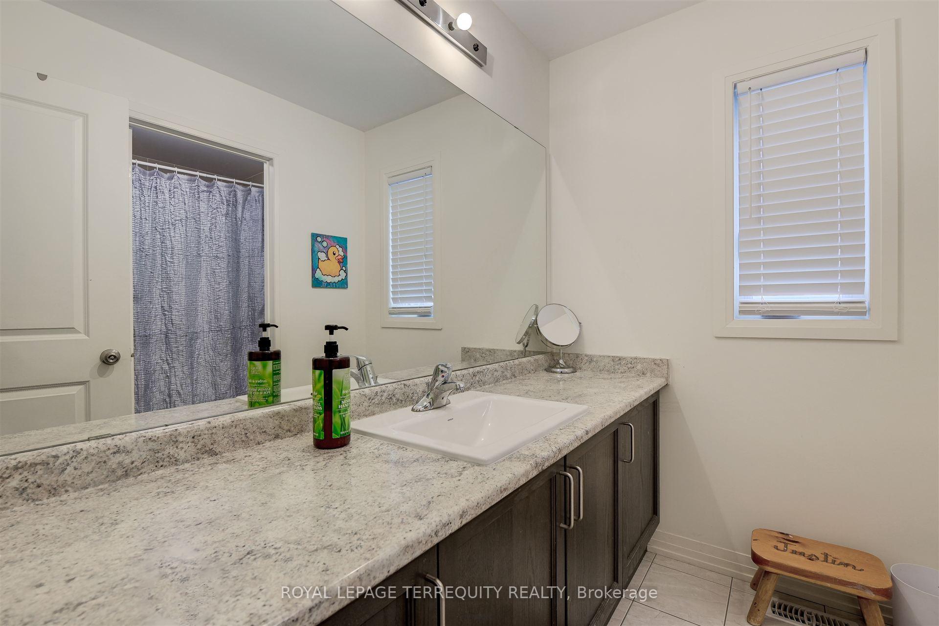 Photo 34 of 137 East Shore Drive, Clarington, Bowmanville — HOMEH