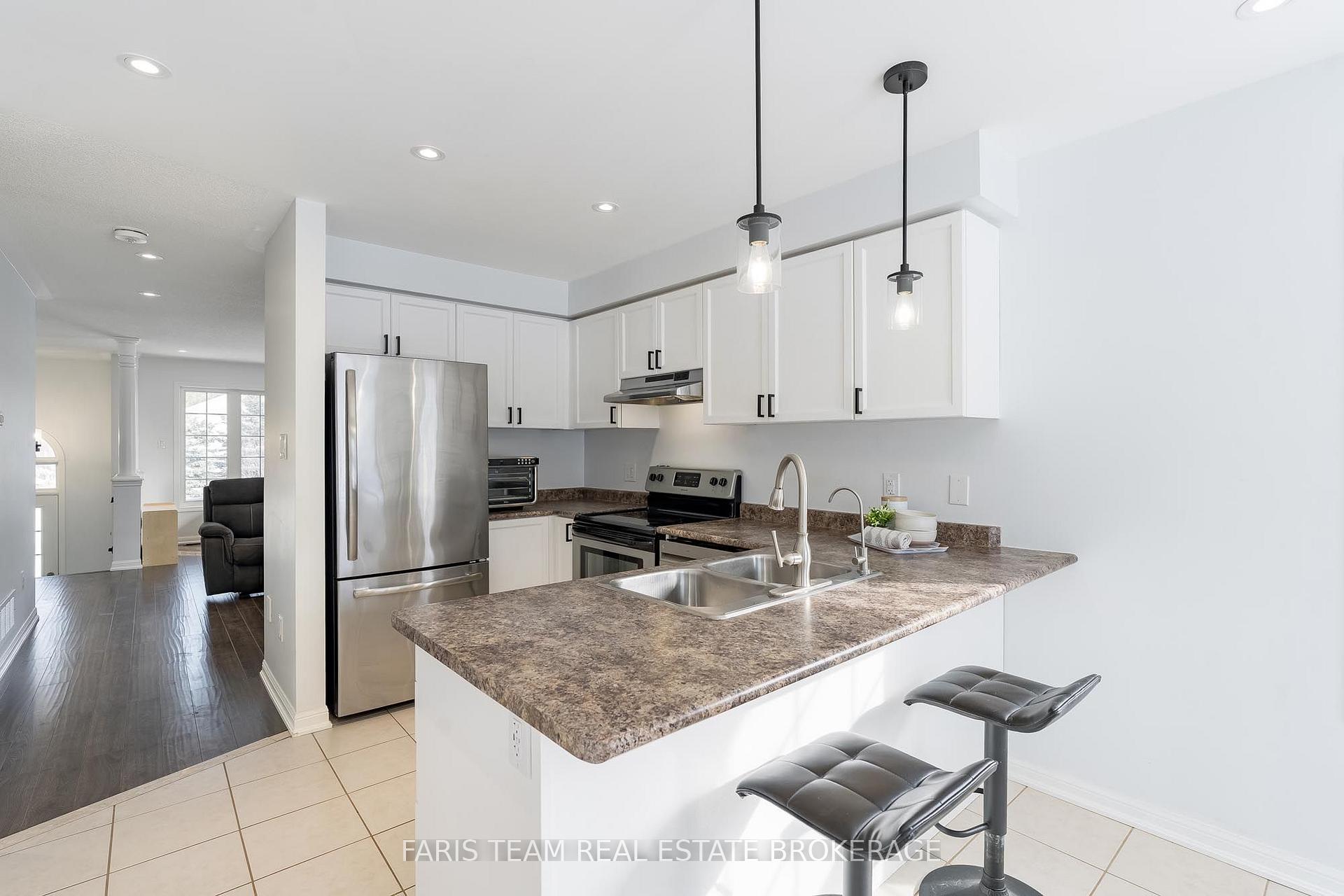 Photo 7 of 92 Wesley Avenue, Wasaga Beach — HOMEH