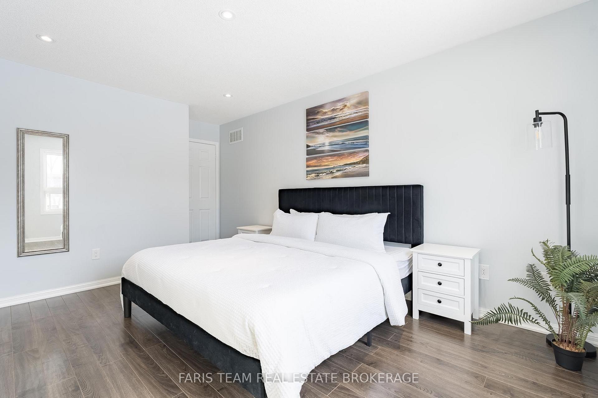 Photo 15 of 92 Wesley Avenue, Wasaga Beach — HOMEH
