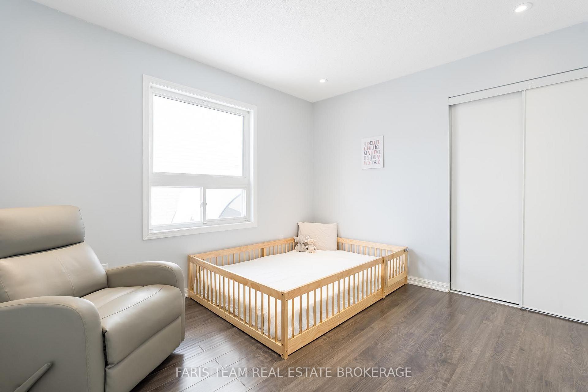 Photo 17 of 92 Wesley Avenue, Wasaga Beach — HOMEH