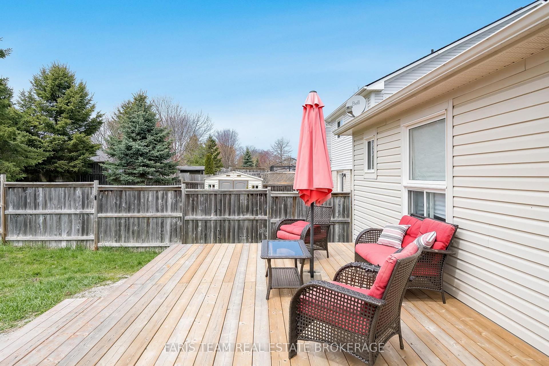 Photo 25 of 92 Wesley Avenue, Wasaga Beach — HOMEH