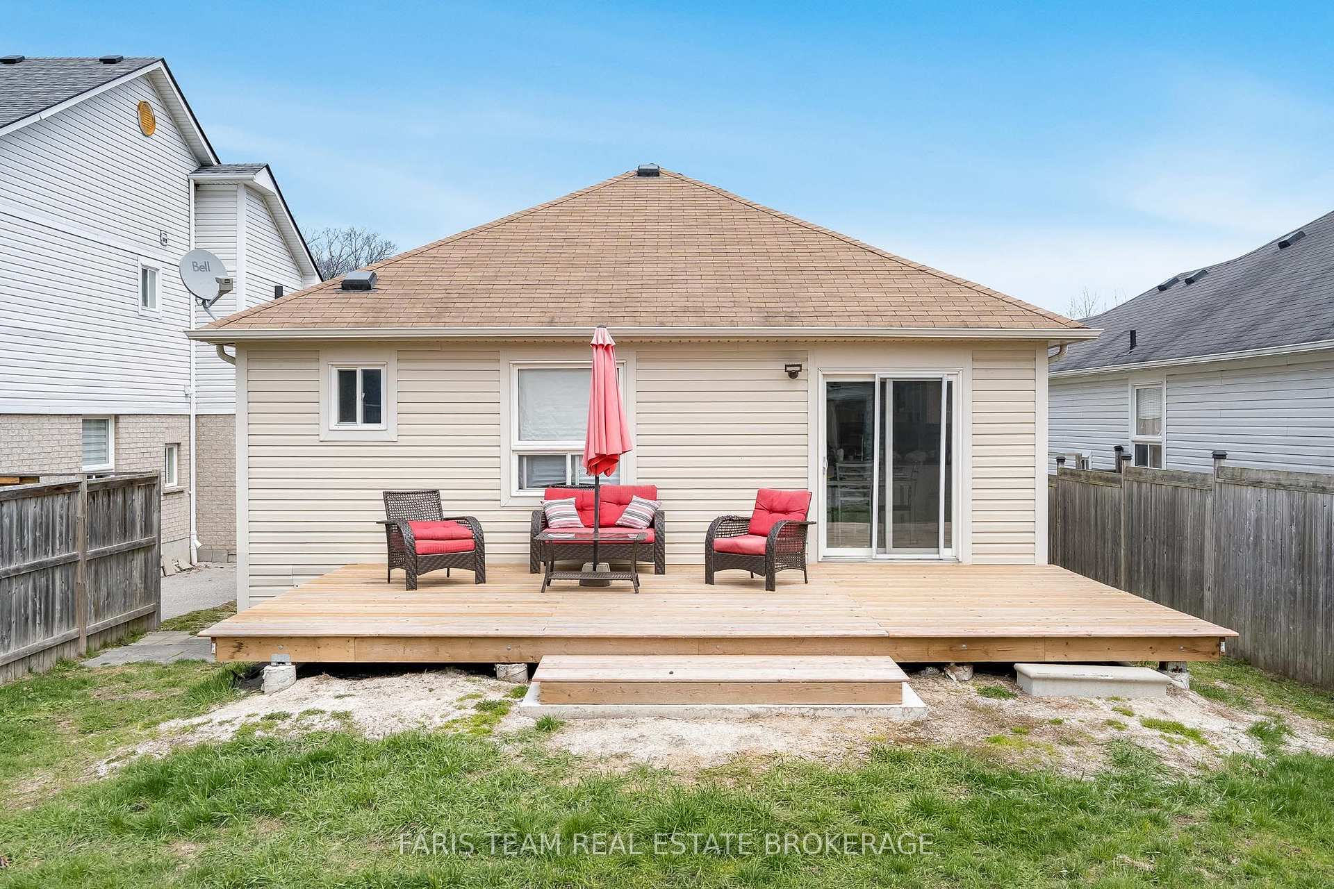 Photo 27 of 92 Wesley Avenue, Wasaga Beach — HOMEH