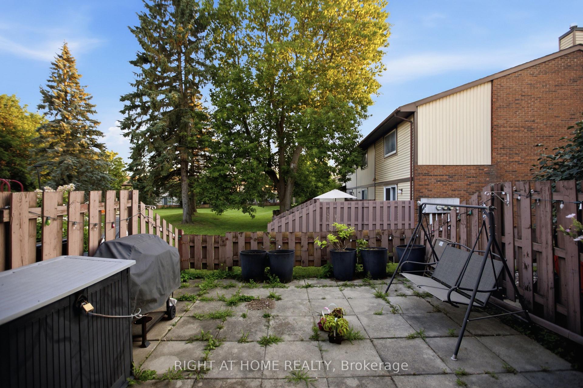 Photo 24 of 107 Castlefrank Road, Ottawa, Kanata - Glencairn/Hazeldean — HOMEH